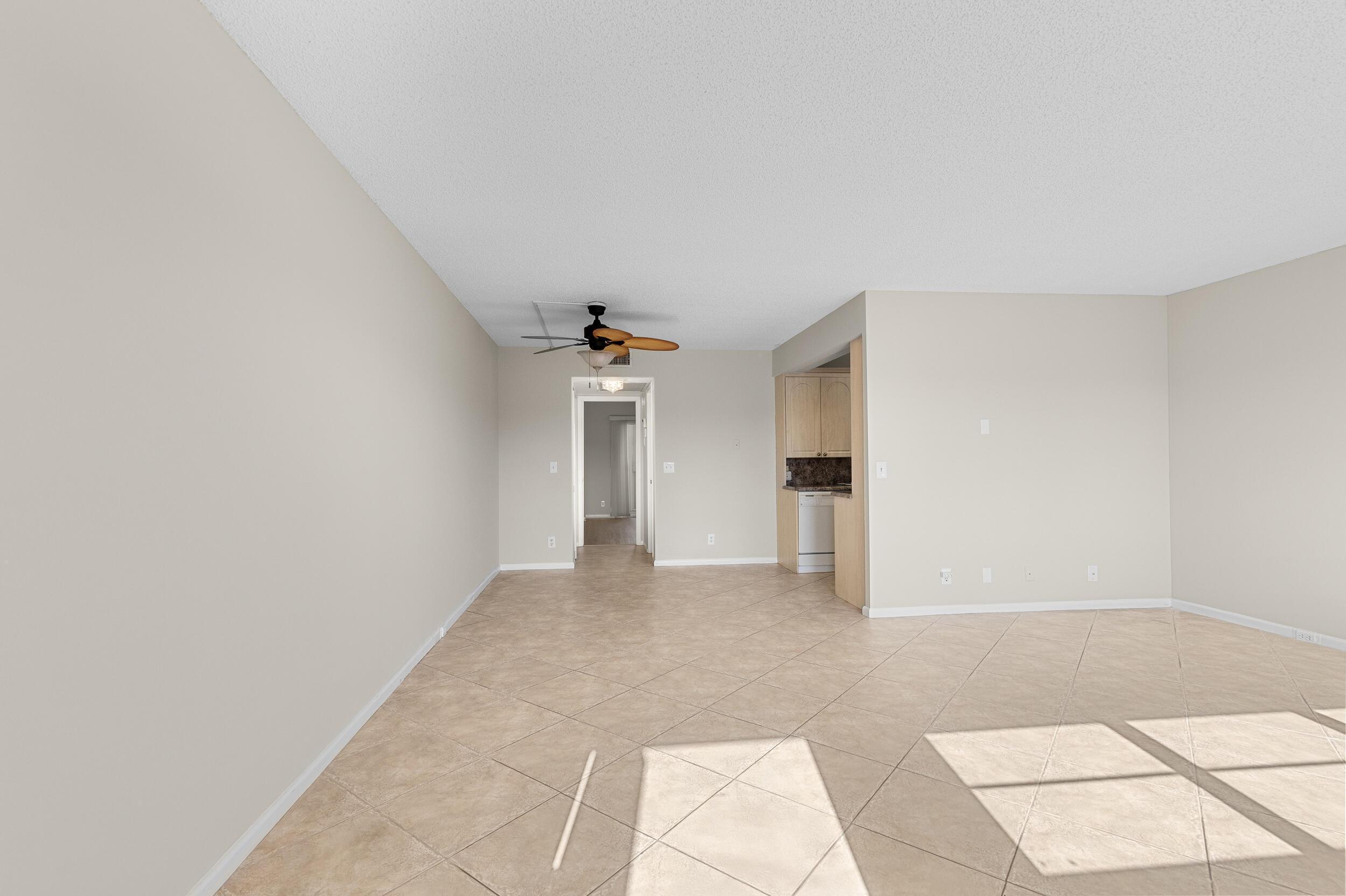 3013 Wolverton A, Boca Raton, FL 33434, Boca Raton - Photo 3