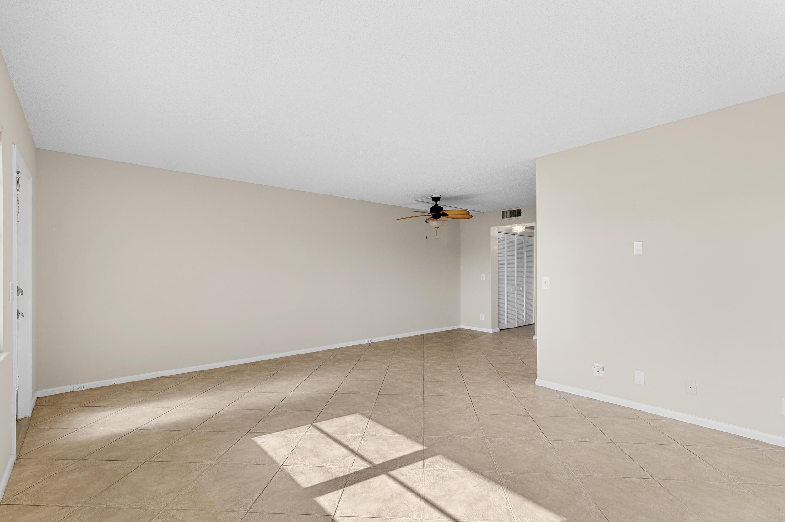 3013 Wolverton A, Boca Raton, FL 33434, Boca Raton - Photo 5