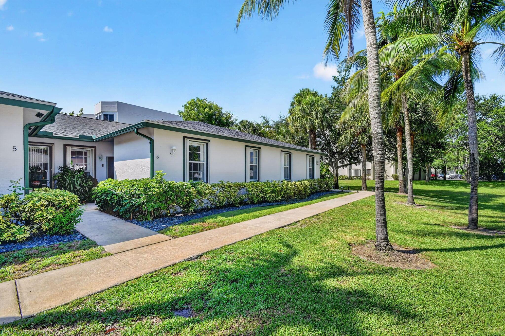 3162 Via Poinciana 6, Lake Worth, FL 33467, Lake Worth - Photo 5