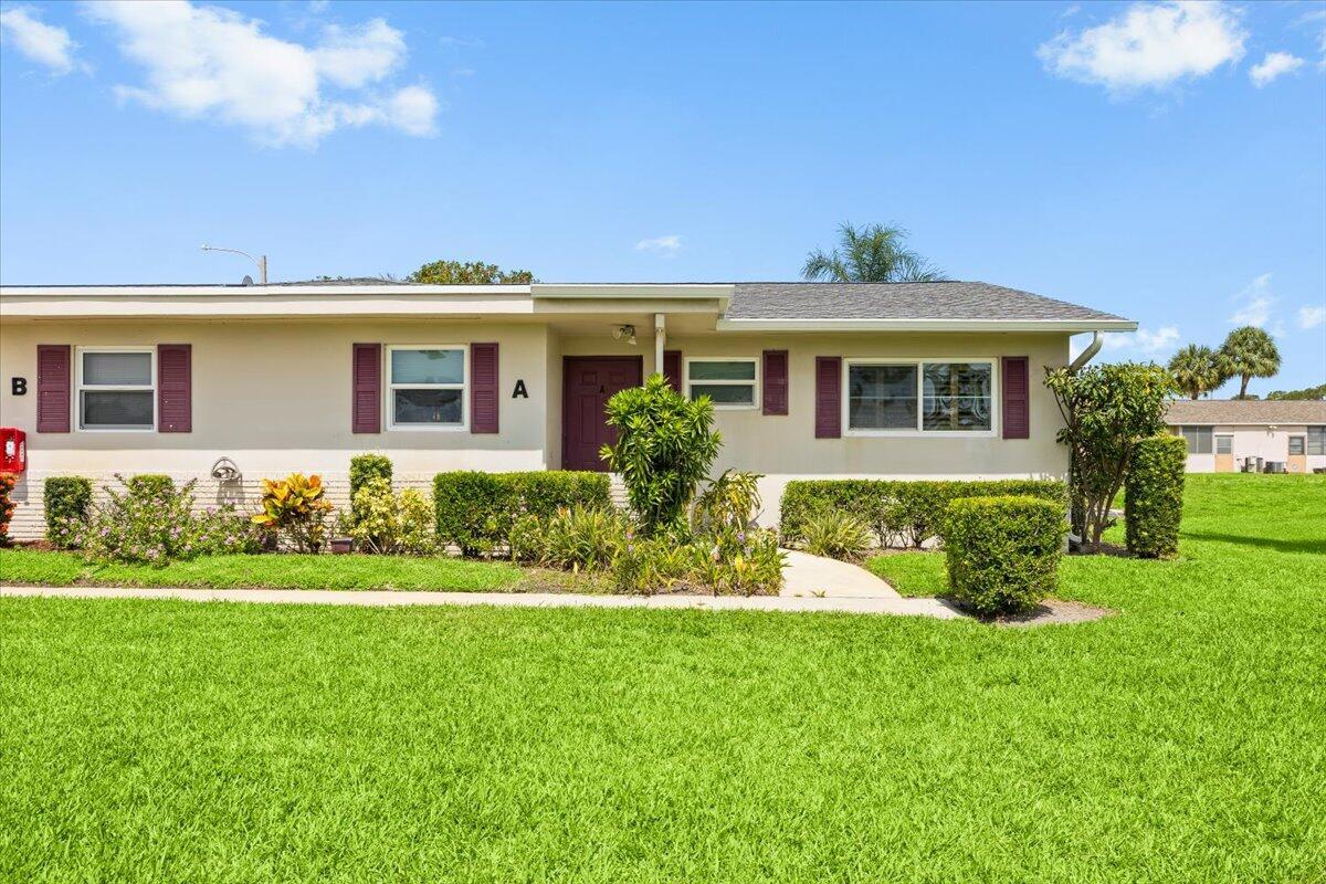 2621 Barkley Drive W A, West Palm Beach, FL 33415, West Palm Beach - Photo 2