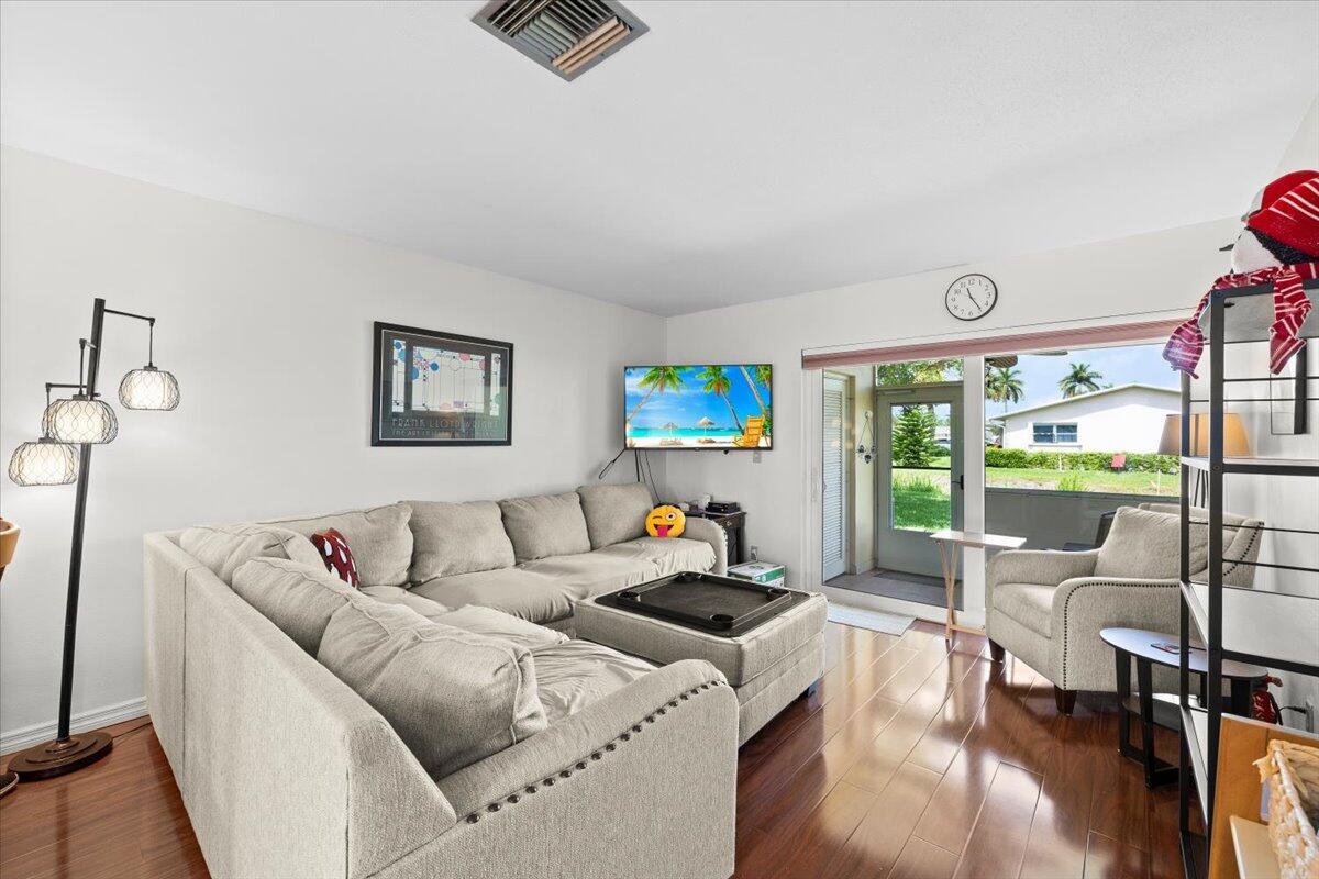 2621 Barkley Drive W A, West Palm Beach, FL 33415, West Palm Beach - Photo 3