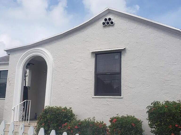 711 Palm Beach Lakes Boulevard, West Palm Beach, FL 33401, West Palm Beach