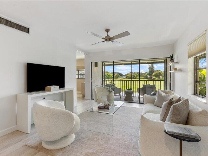 551 Greensward Lane 204-d, Delray Beach, FL 33445, Delray Beach - Photo 3