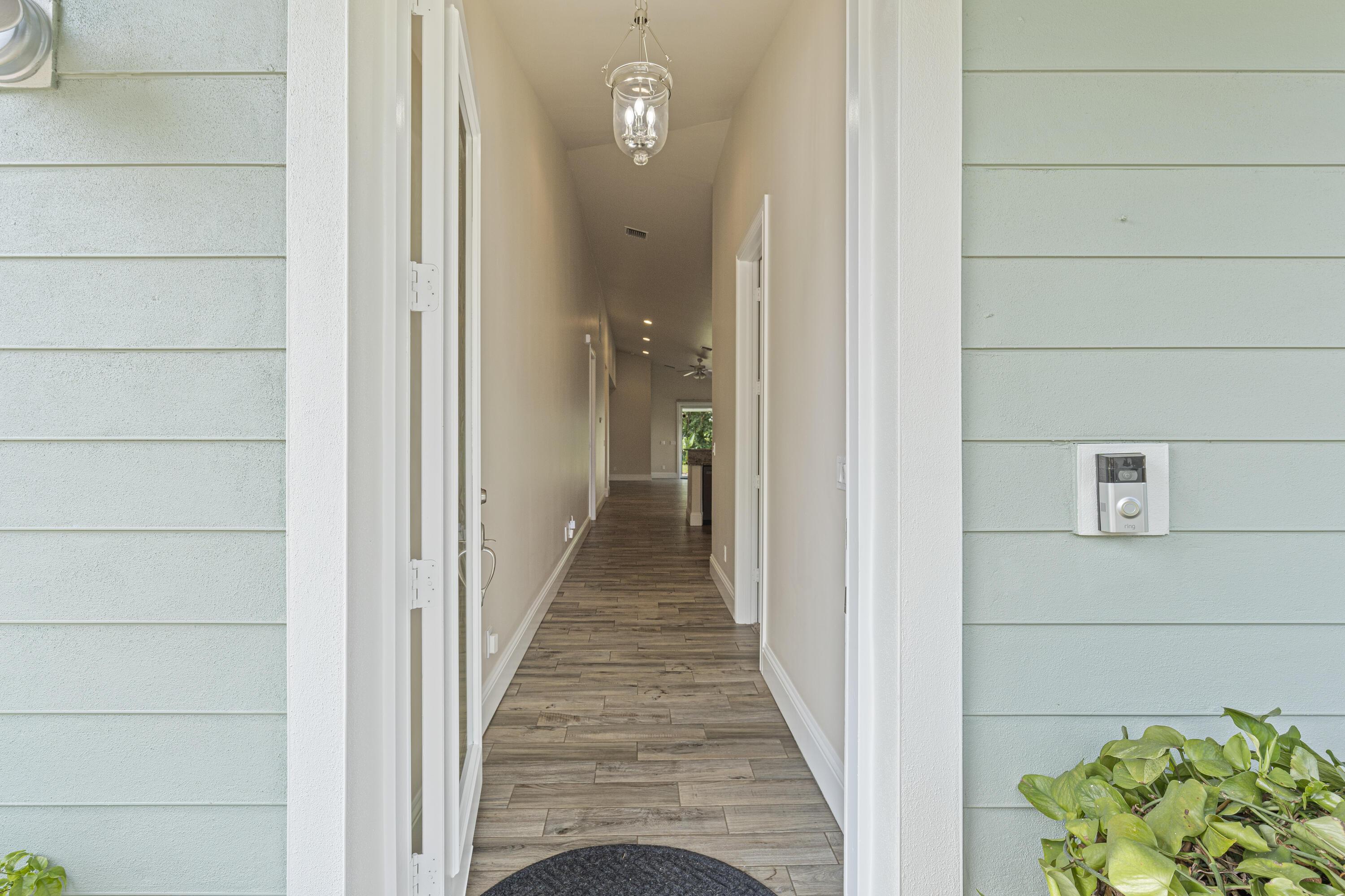 1006 SW 34th Terrace, Palm City, FL 34990, Palm City - Photo 3