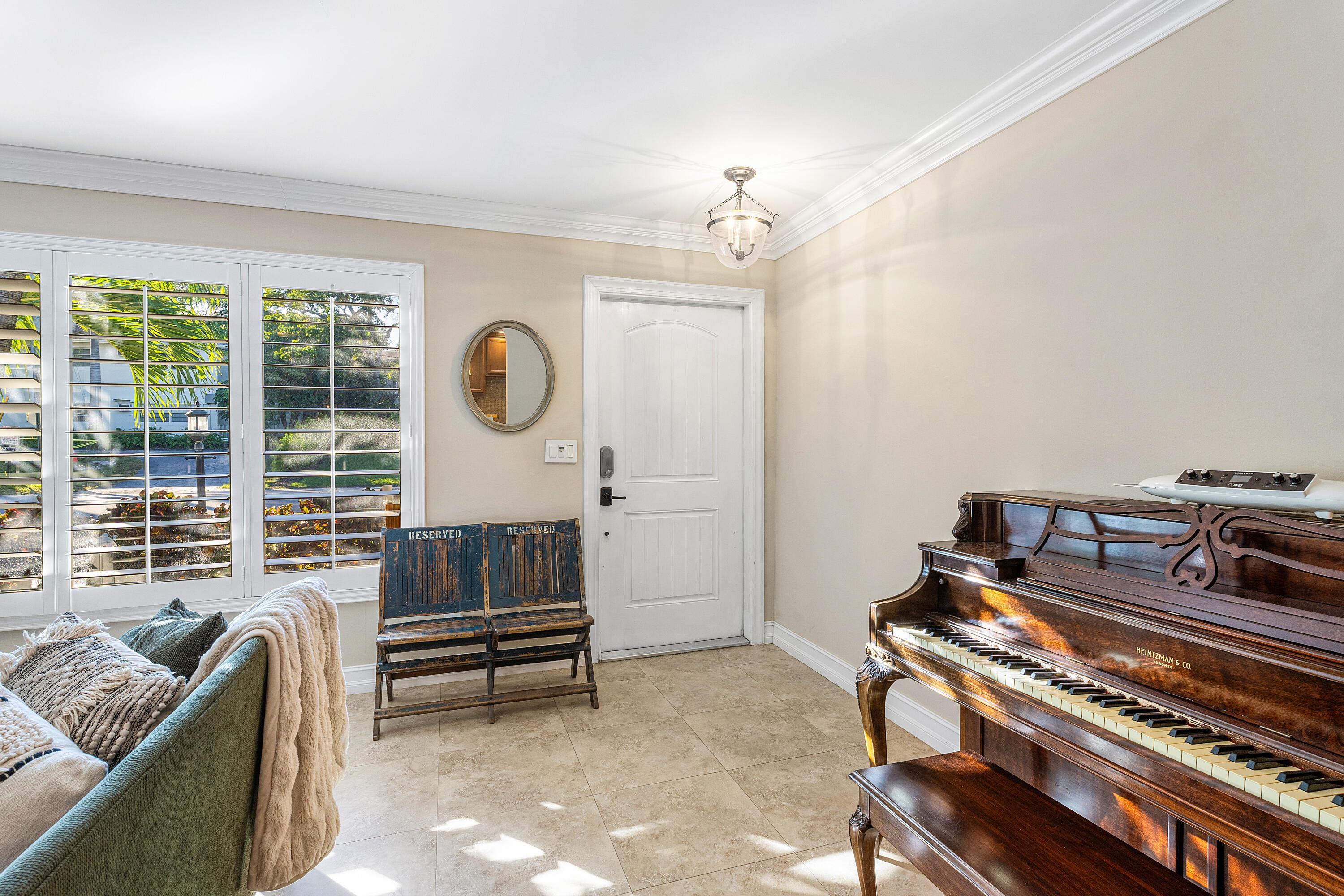 770 NW 3rd Avenue, Boca Raton, FL 33432, Boca Raton - Photo 5
