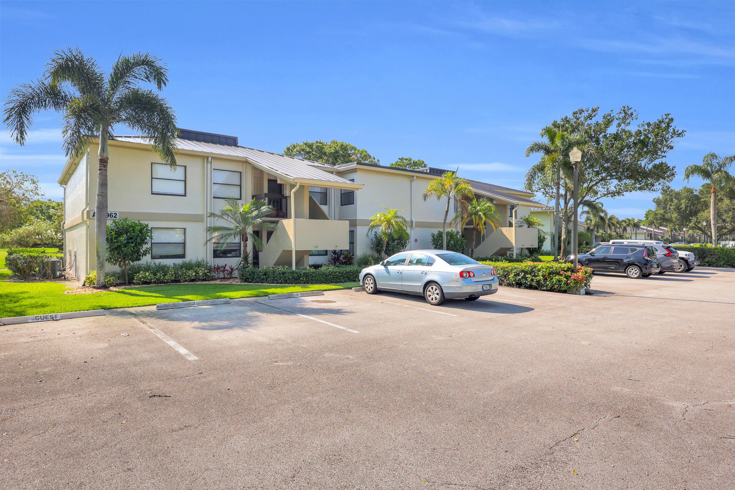 12962 Briarlake Drive 202, West Palm Beach, FL 33418, West Palm Beach