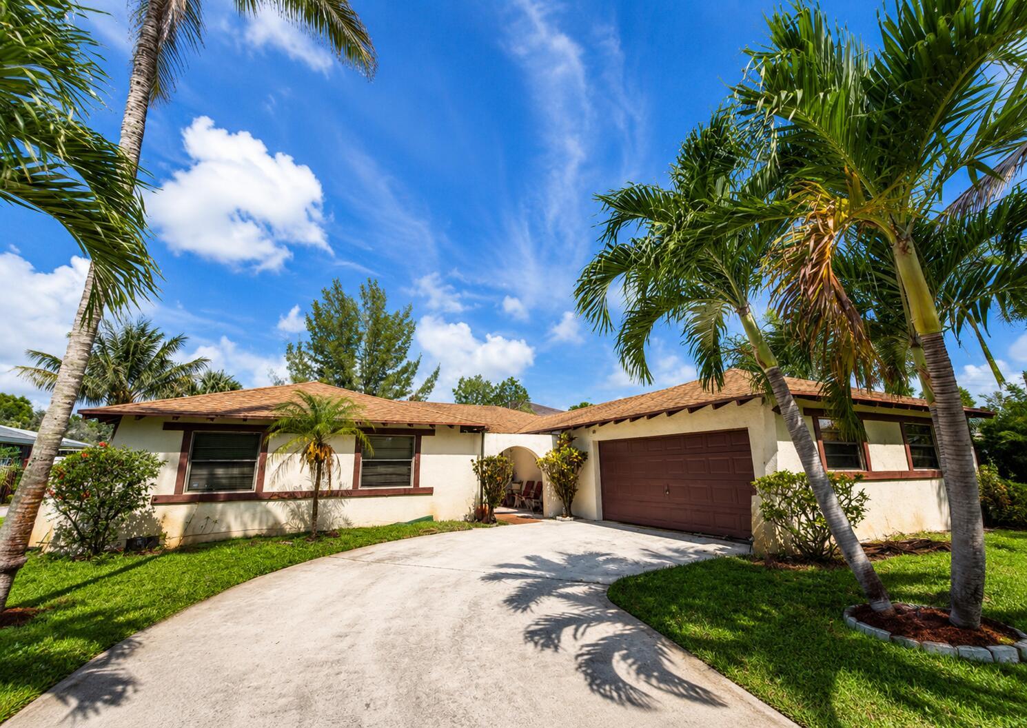 915 Ryanwood Drive, West Palm Beach, FL 33413, West Palm Beach