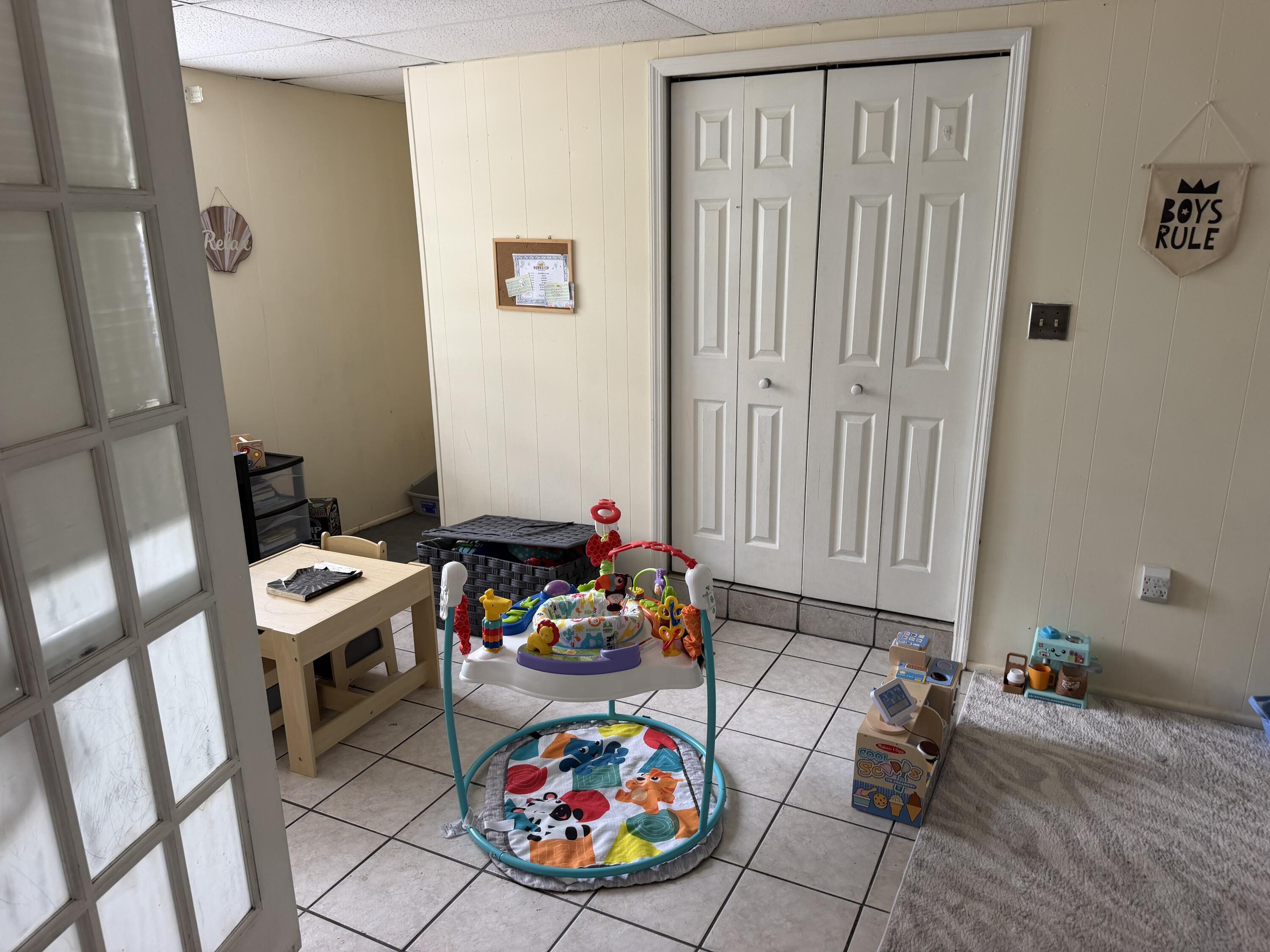 2640 NE 8th Terrace, Pompano Beach, FL 33064, Pompano Beach - Photo 5