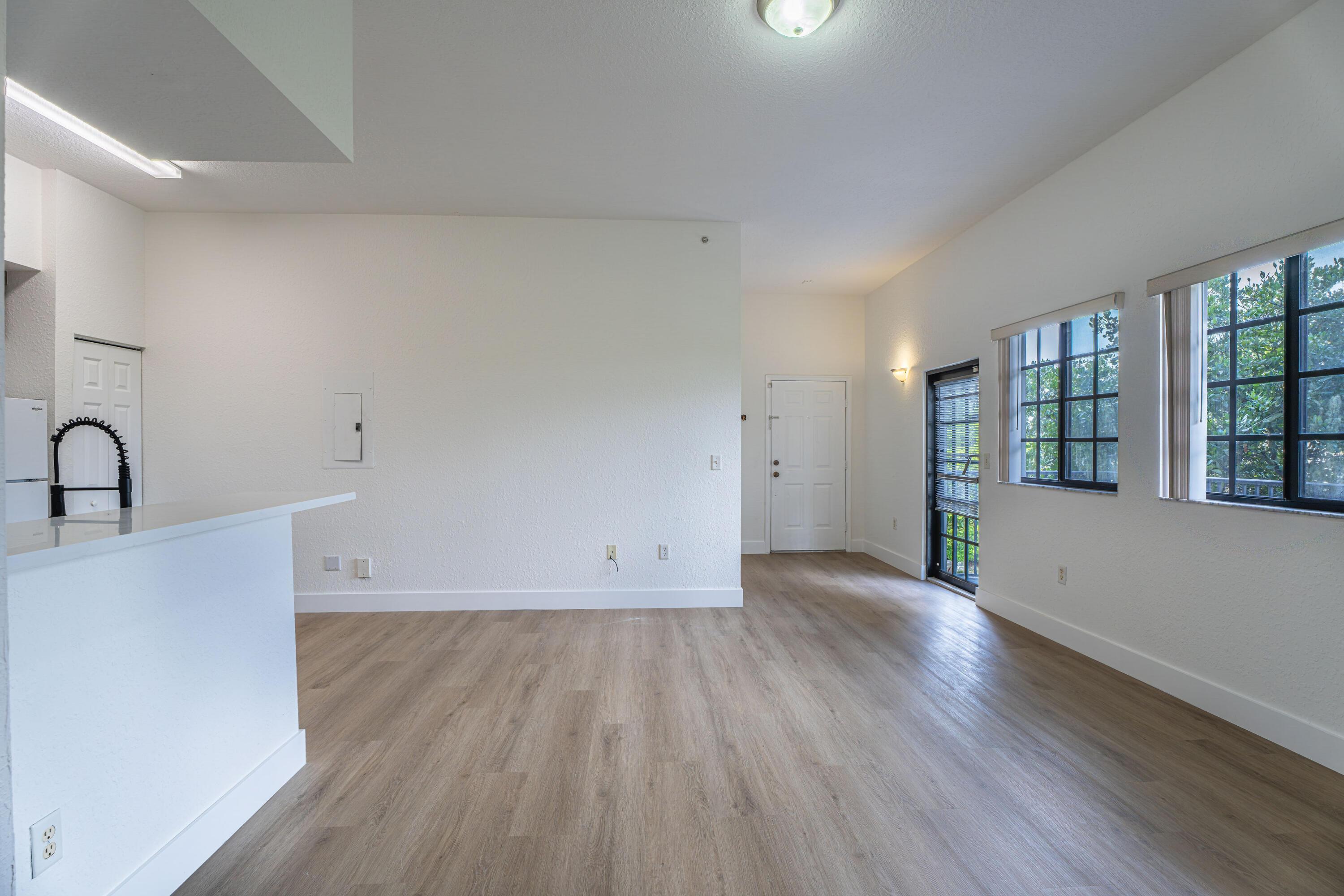 2801 Riverside Drive 301-s, Coral Springs, FL 33065, Coral Springs