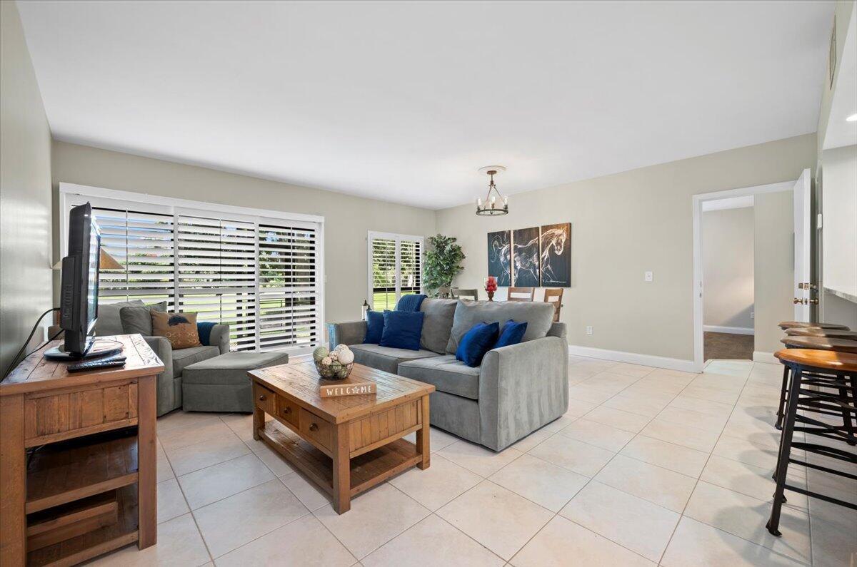 13334 Polo Club Road 226, Wellington, FL 33414, Wellington - Photo 2