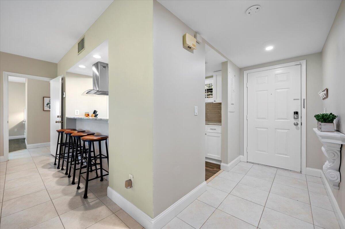 13334 Polo Club Road 226, Wellington, FL 33414, Wellington - Photo 5