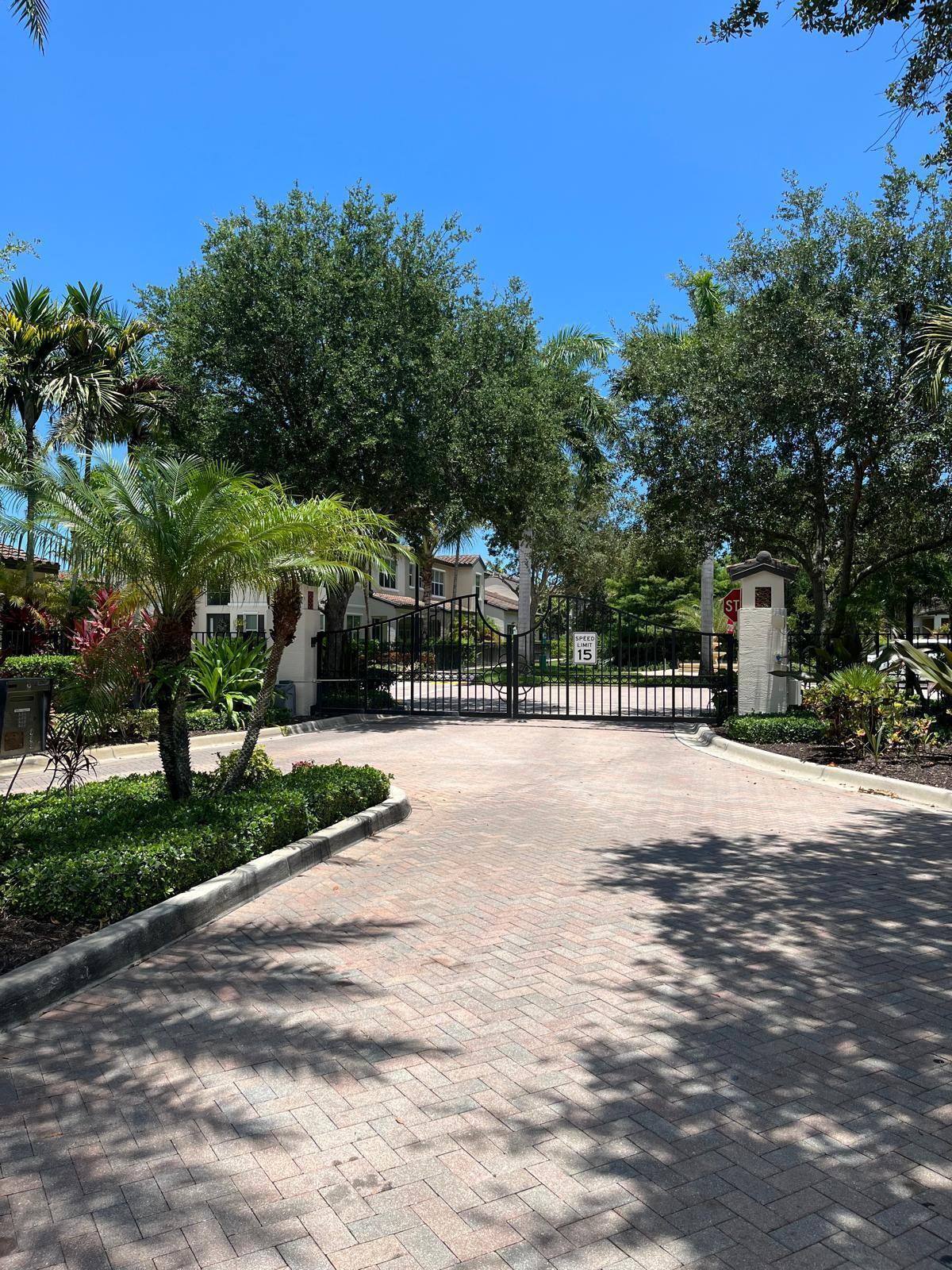 4642 Mediterranean Circle 4642, Palm Beach Gardens, FL 33418, Palm Beach Gardens - Photo 2