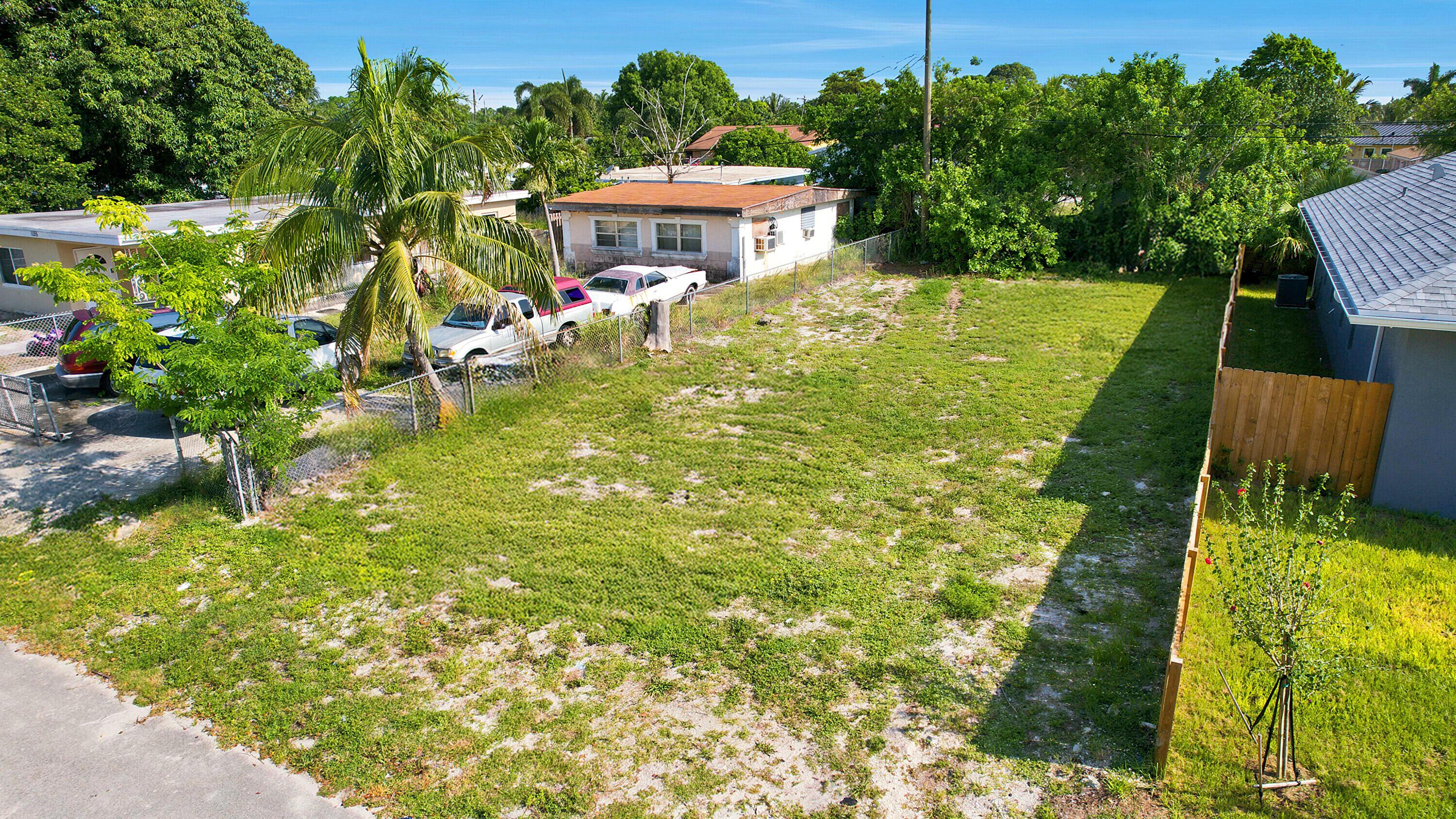 1141 Peak Road, Lake Worth, FL 33462, Lake Worth