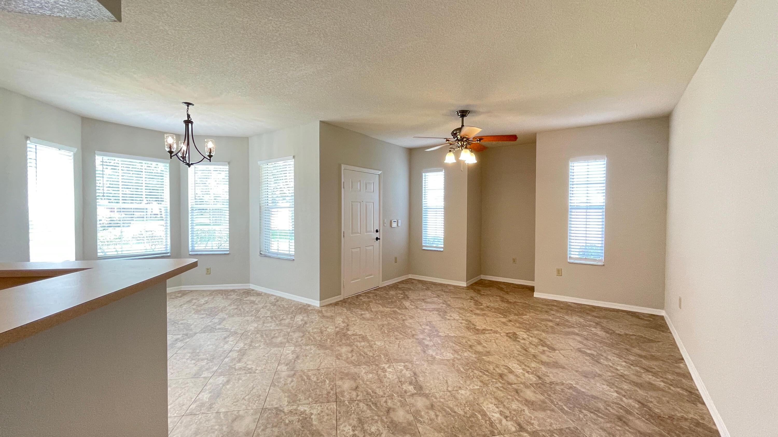 170 SW Peacock Boulevard 36-104, Port St. Lucie, FL 34986, Port St. Lucie - Photo 5