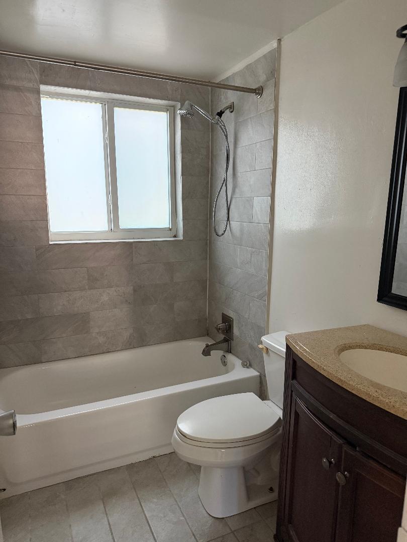 2317 NE 2nd Street 1, Pompano Beach, FL 33062, Pompano Beach - Photo 4