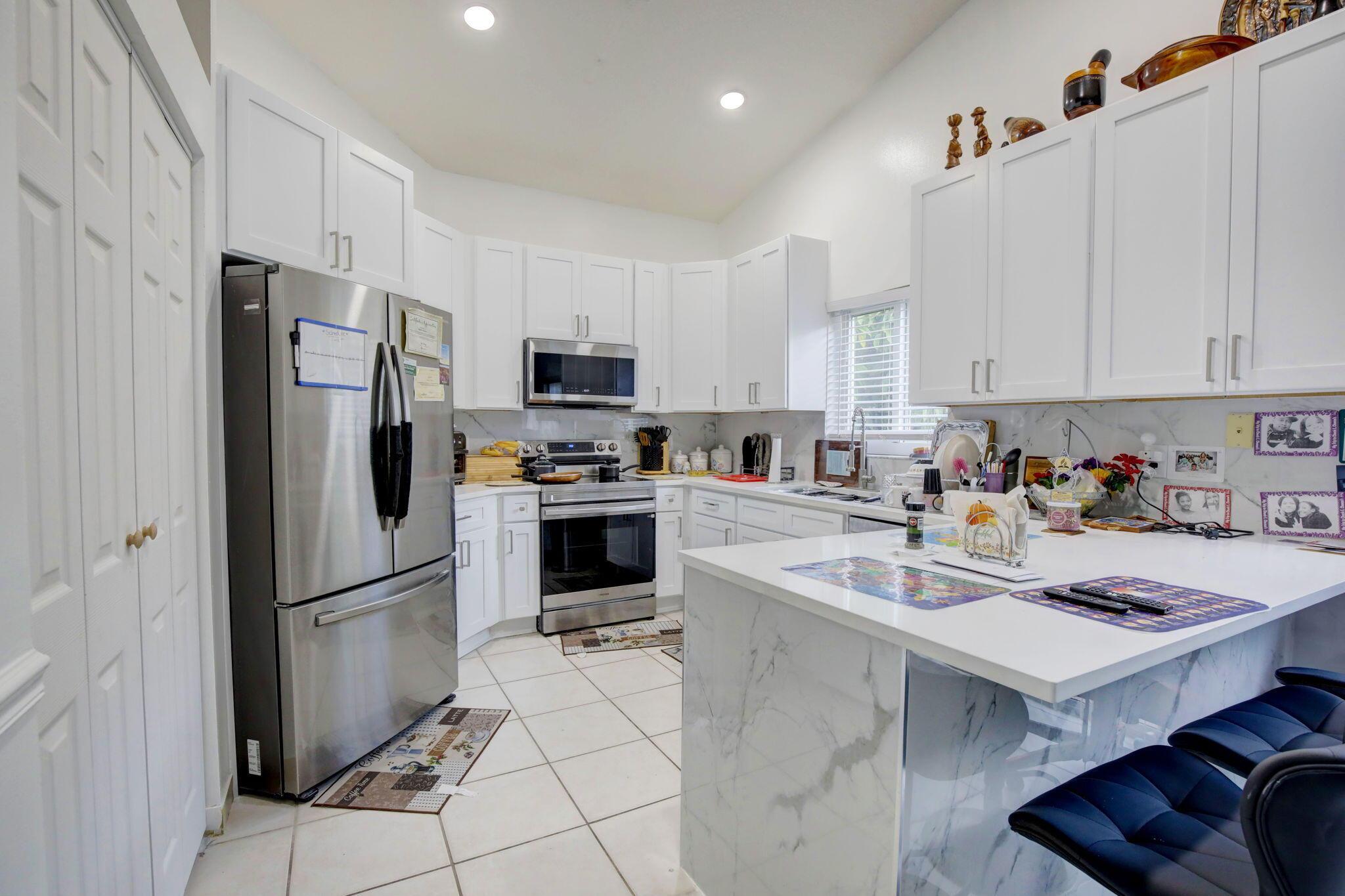 10245 SW 16th Court, Pembroke Pines, FL 33025, Pembroke Pines - Photo 4