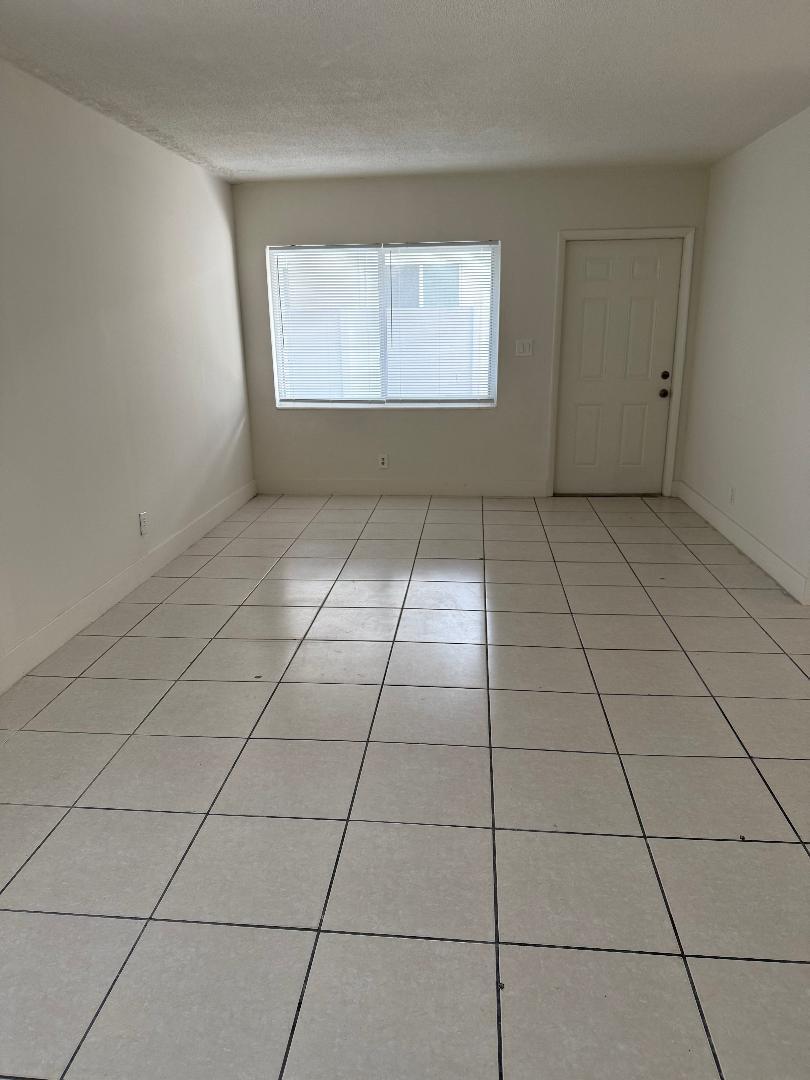 1913 NE 2nd Street 4, Pompano Beach, FL 33060, Pompano Beach - Photo 5