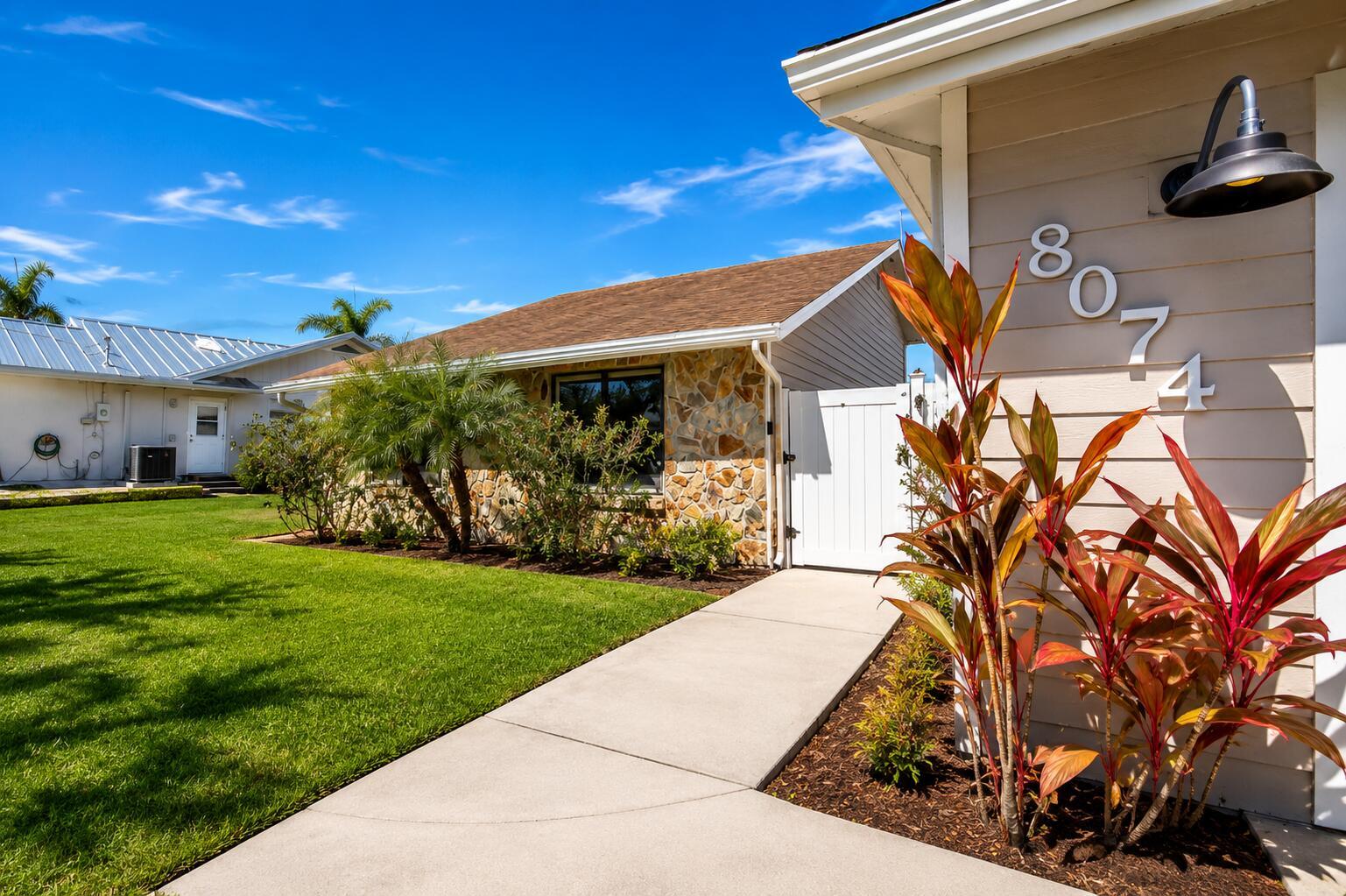 8074 SE River Lane, Stuart, FL 34997, Stuart - Photo 2