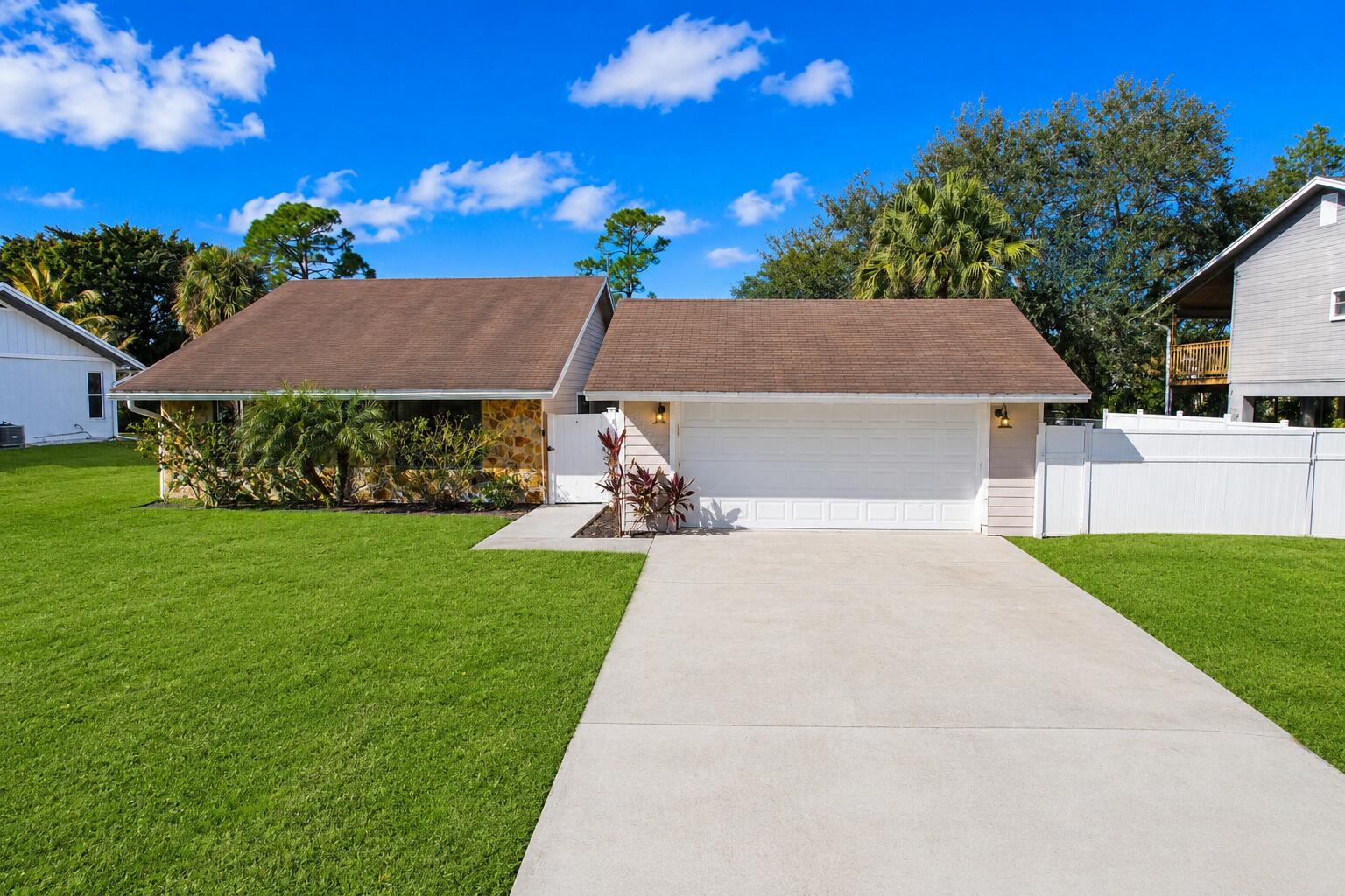 8074 SE River Lane, Stuart, FL 34997, Stuart