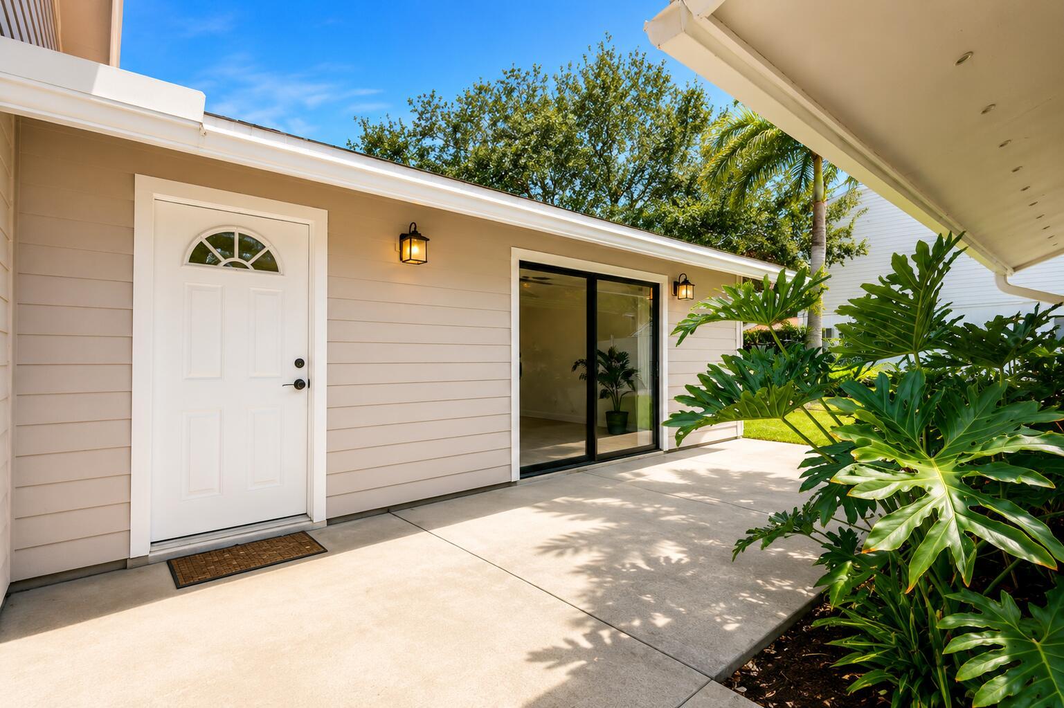 8074 SE River Lane, Stuart, FL 34997, Stuart - Photo 3