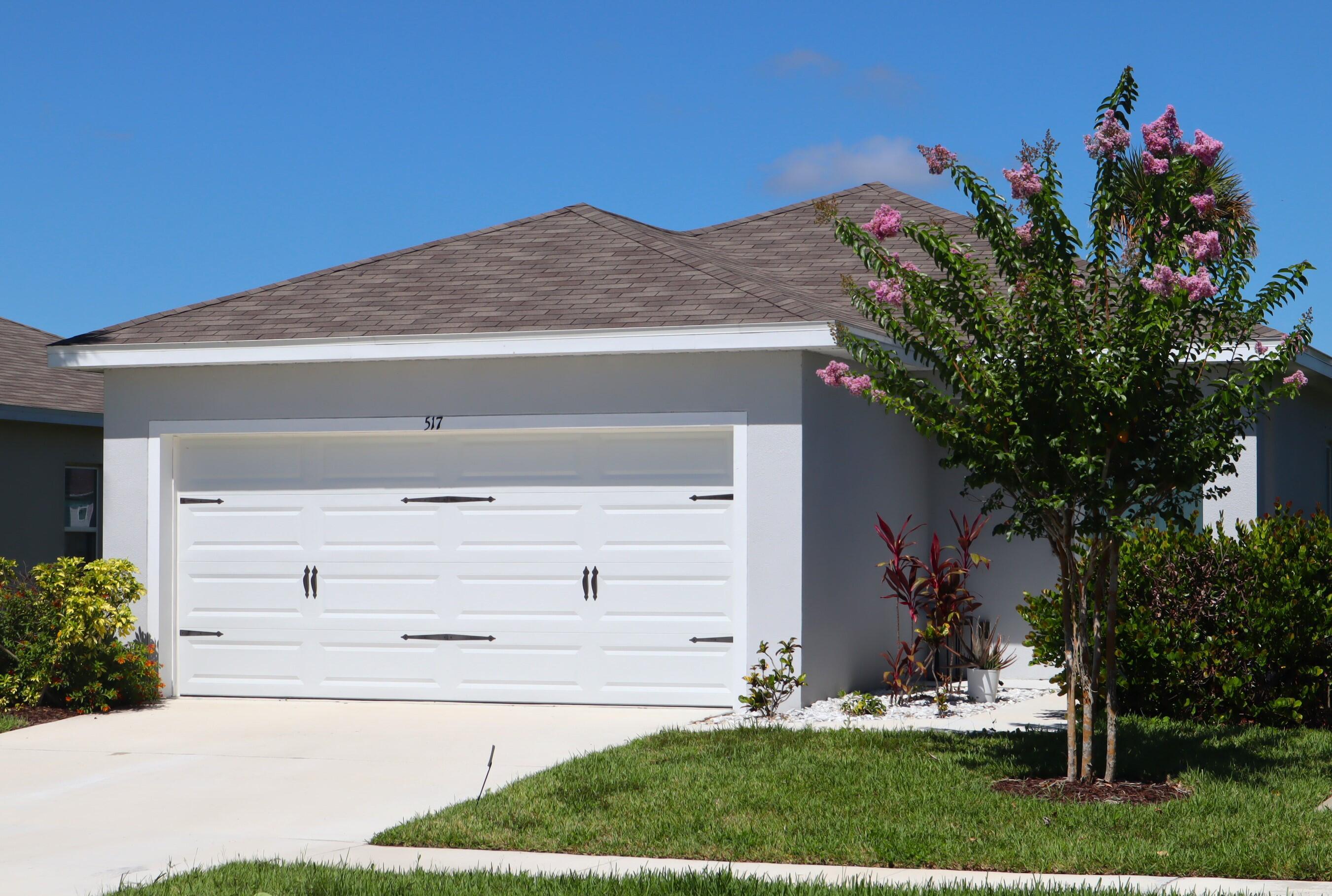 517 Cherimoya Street, Fort Pierce, FL 34981, Fort Pierce - Photo 2
