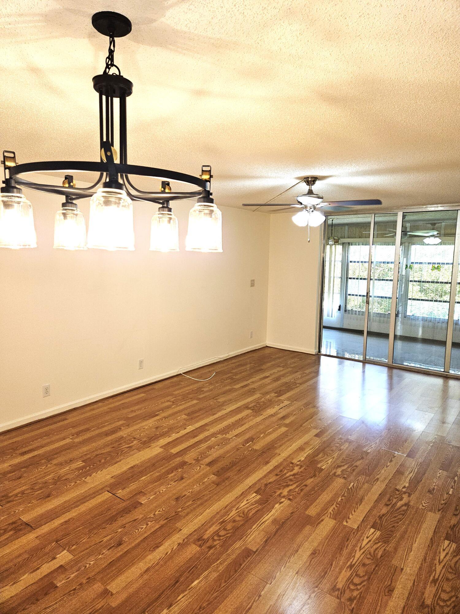 357 N Rock Island Road 407, Margate, FL 33063, Margate - Photo 3