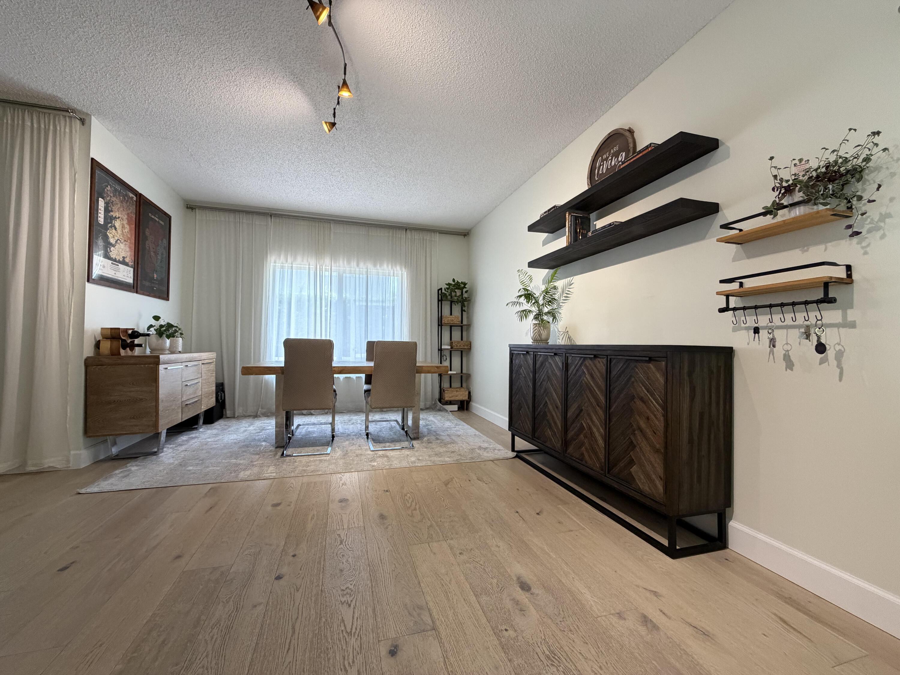 8302 Vía Serena, Boca Raton, FL 33433, Boca Raton - Photo 3