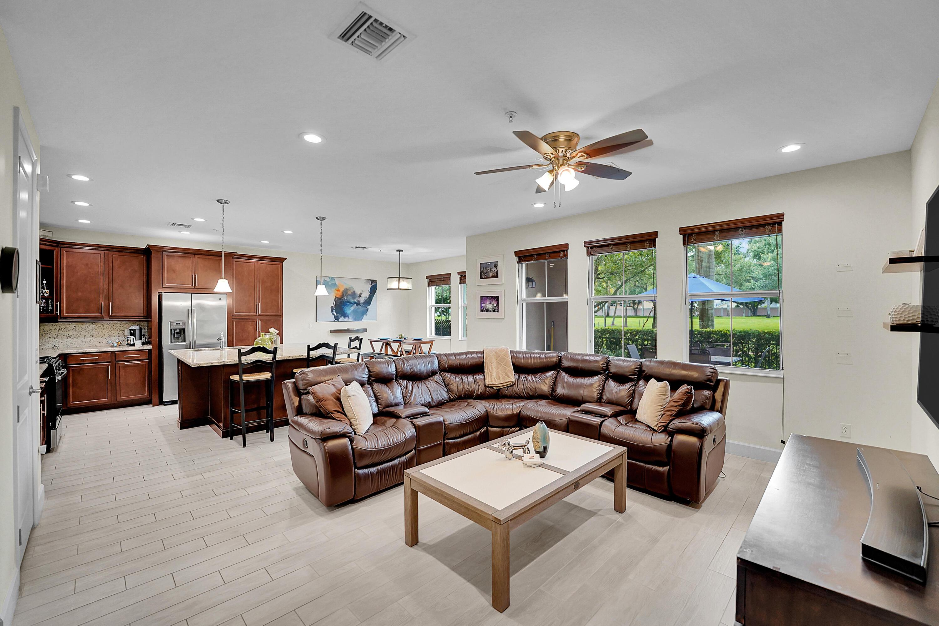 3162 NW 124th Way, Sunrise, FL 33323, Sunrise - Photo 3