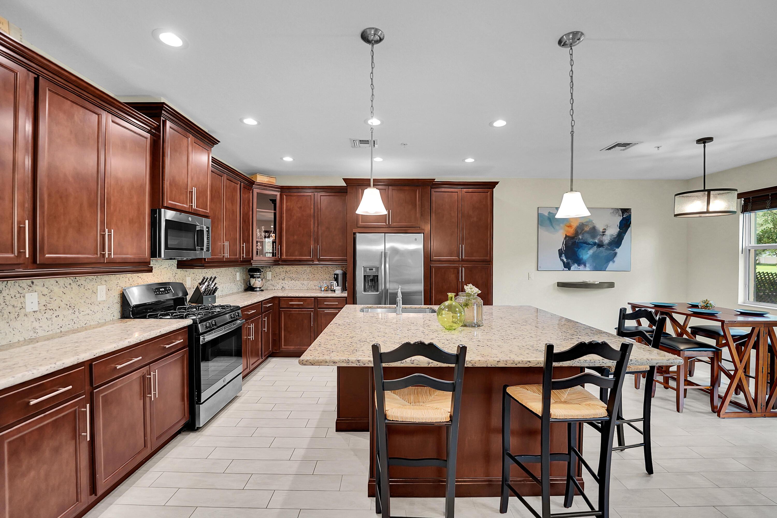 3162 NW 124th Way, Sunrise, FL 33323, Sunrise - Photo 2