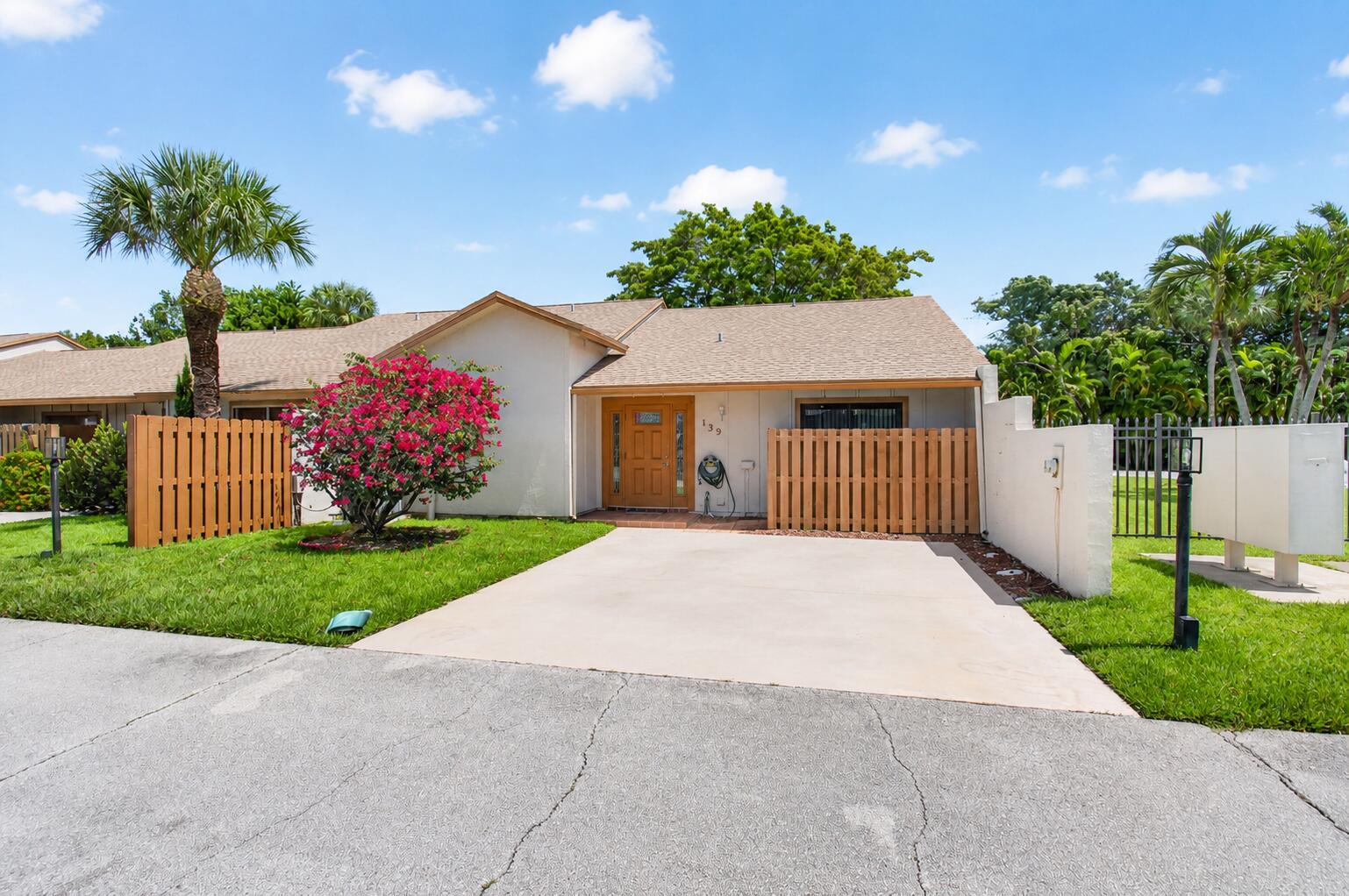2400 SW 19th Avenue, Boynton Beach, FL 33426, Boynton Beach