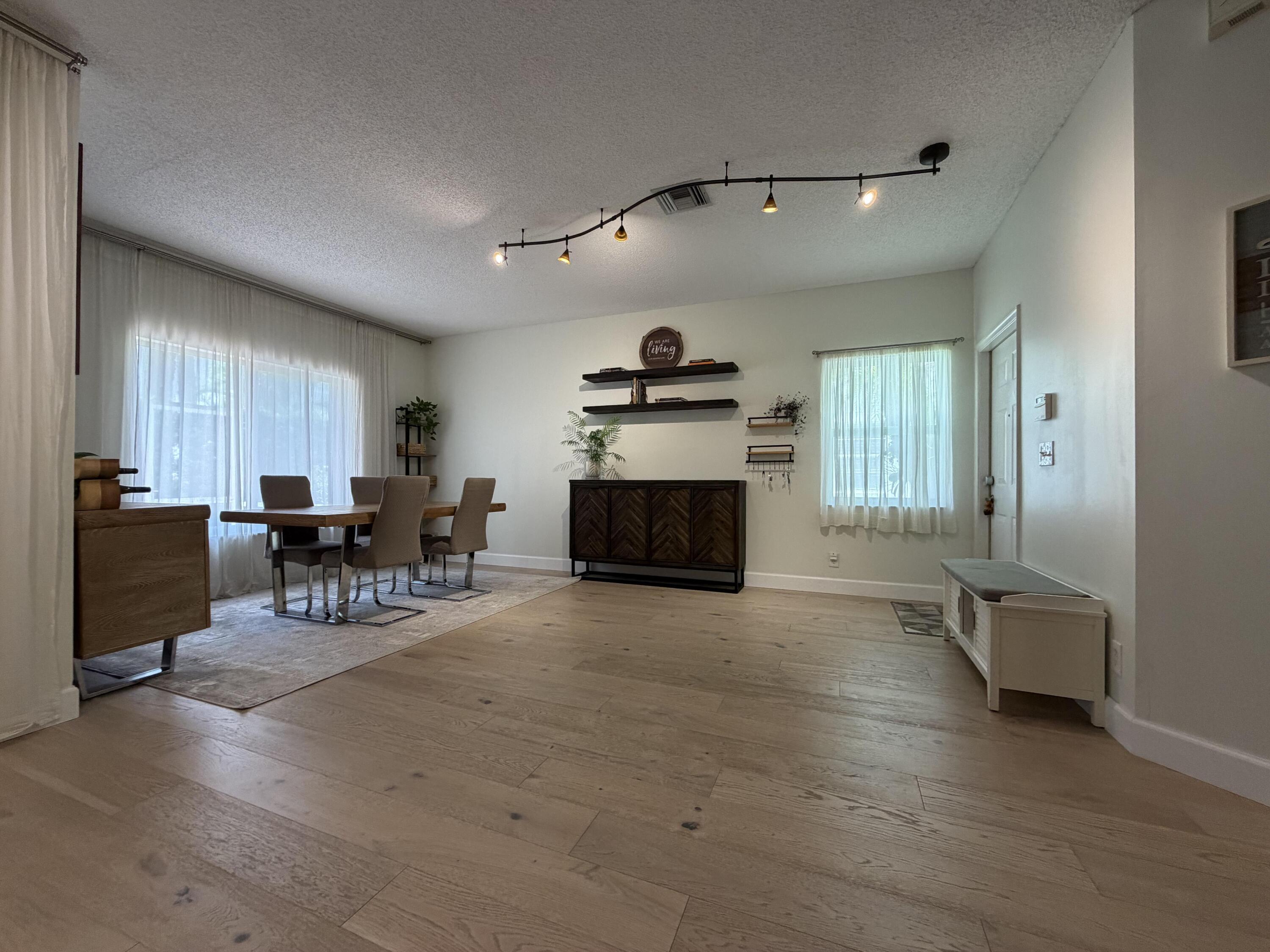 8302 Vía Serena, Boca Raton, FL 33433, Boca Raton - Photo 5