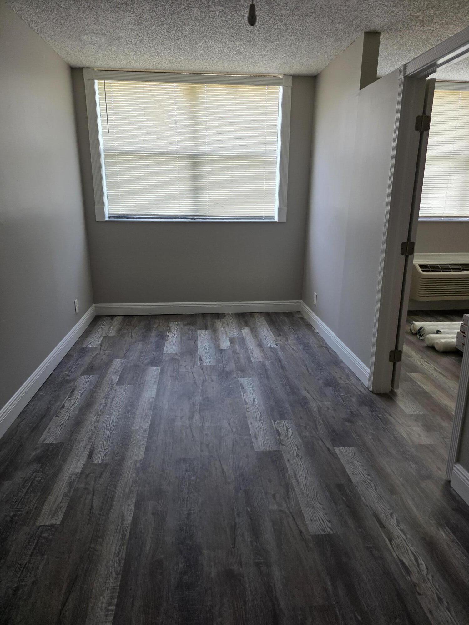 2401 Riverside Drive 411-b, Coral Springs, FL 33065, Coral Springs - Photo 3