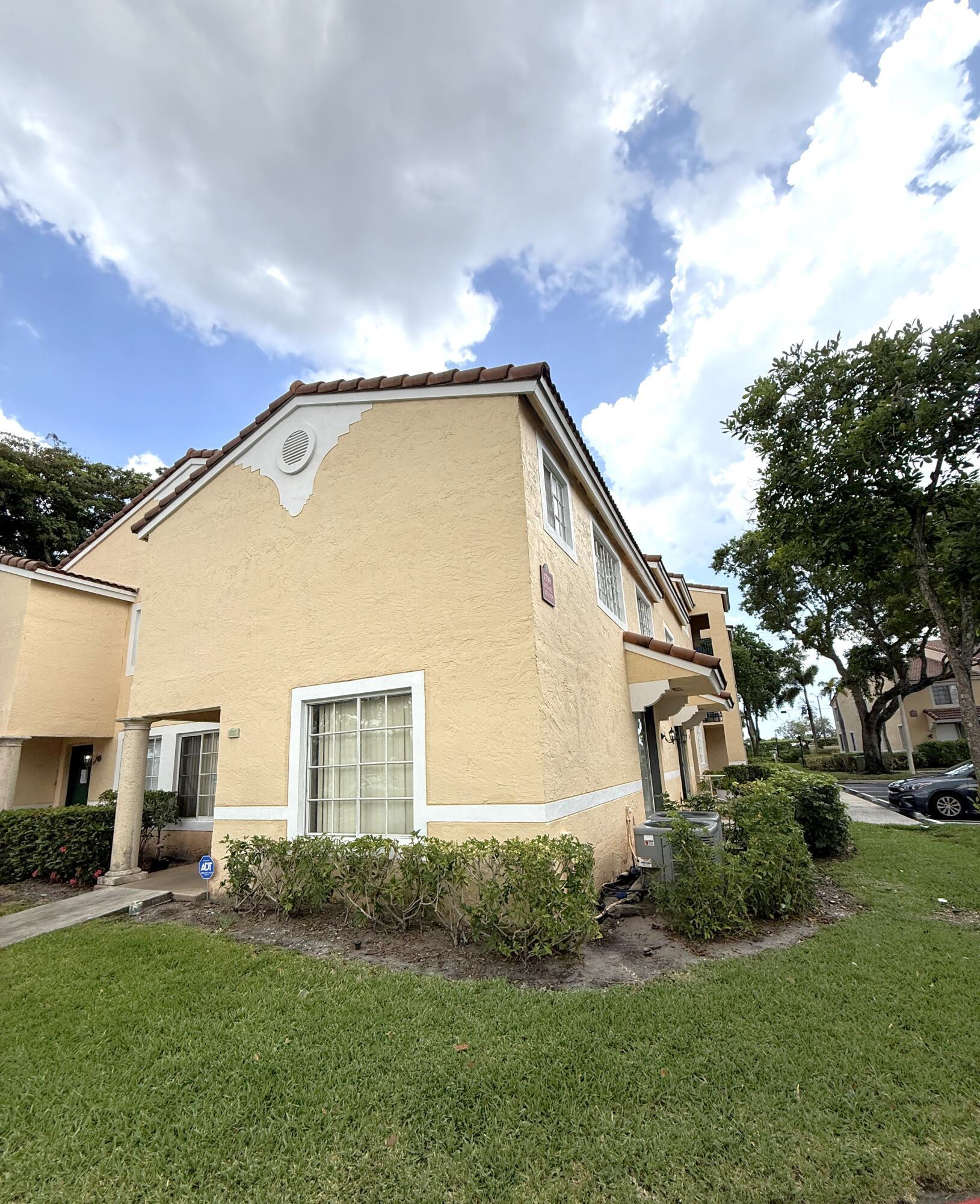1739 Village Boulevard 101, West Palm Beach, FL 33409, West Palm Beach - Photo 3