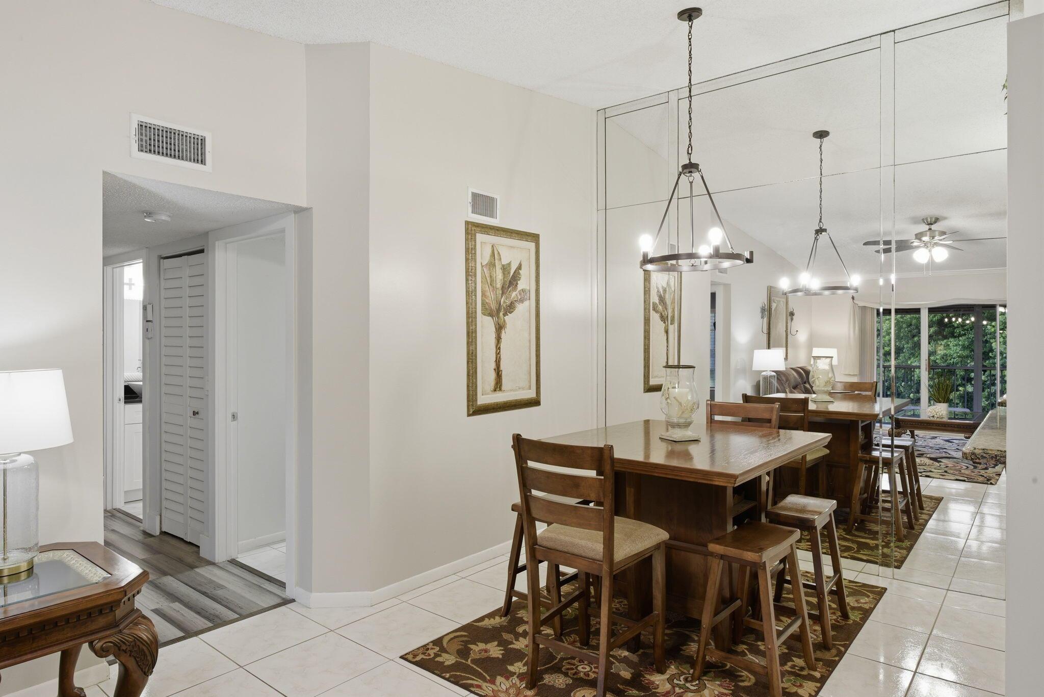 13811 Oneida Drive F2, Delray Beach, FL 33446, Delray Beach - Photo 3