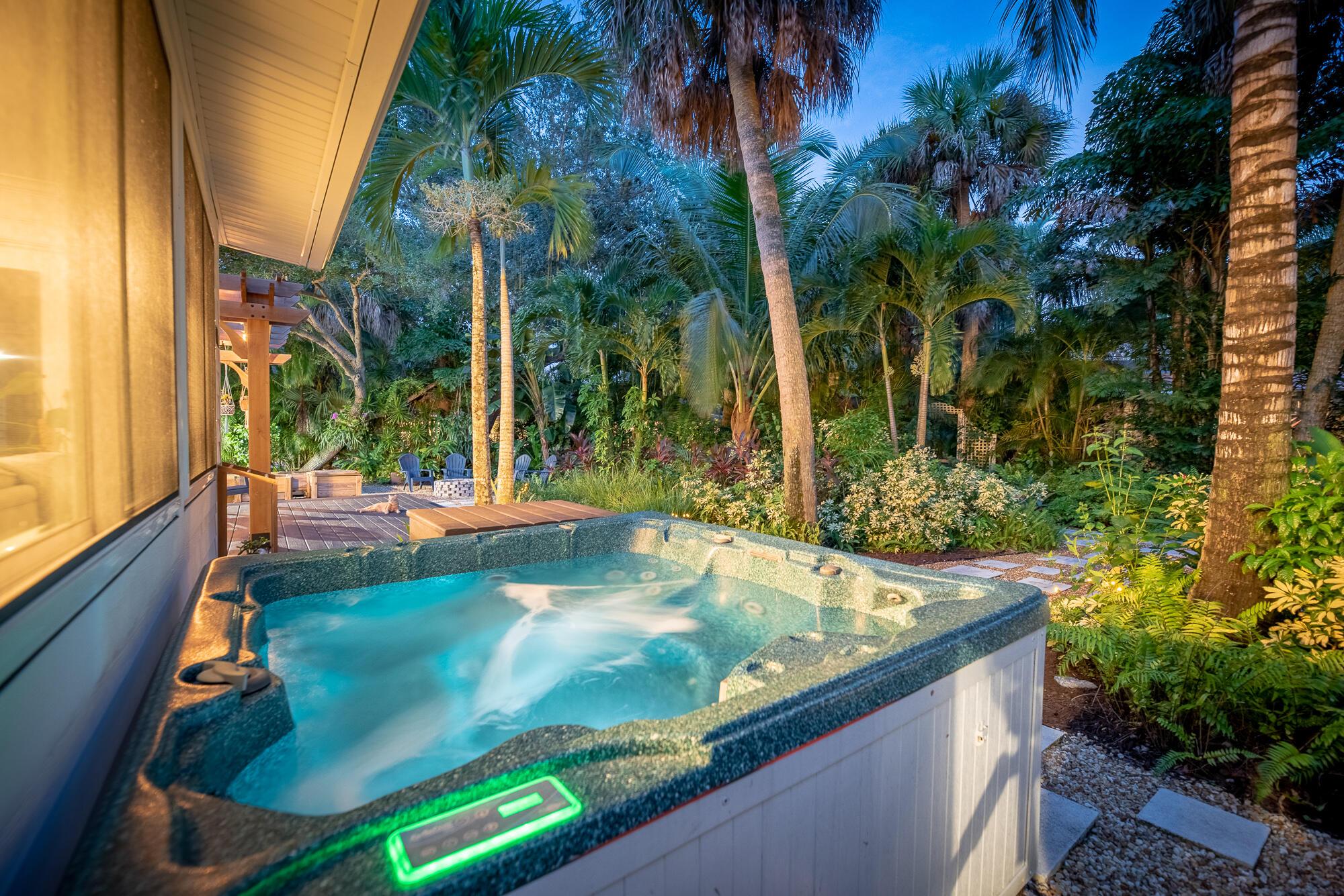 547 SW Riverview Street, Stuart, FL 34994, Stuart - Photo 4