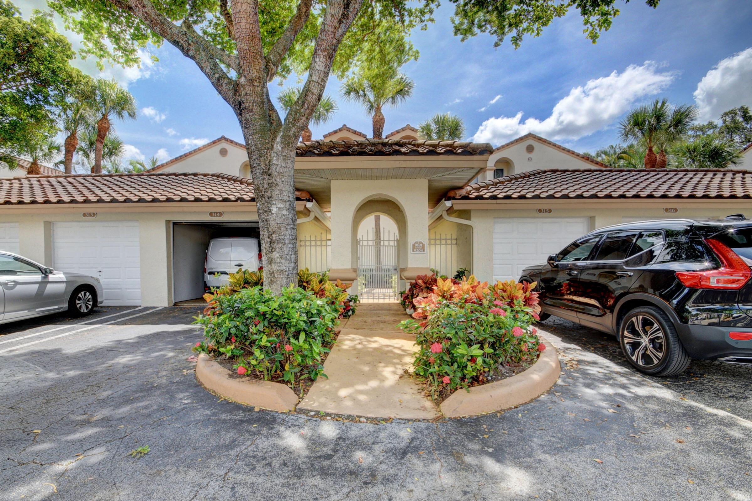 9204 Glenmoor Drive, West Palm Beach, FL 33409, West Palm Beach - Photo 2