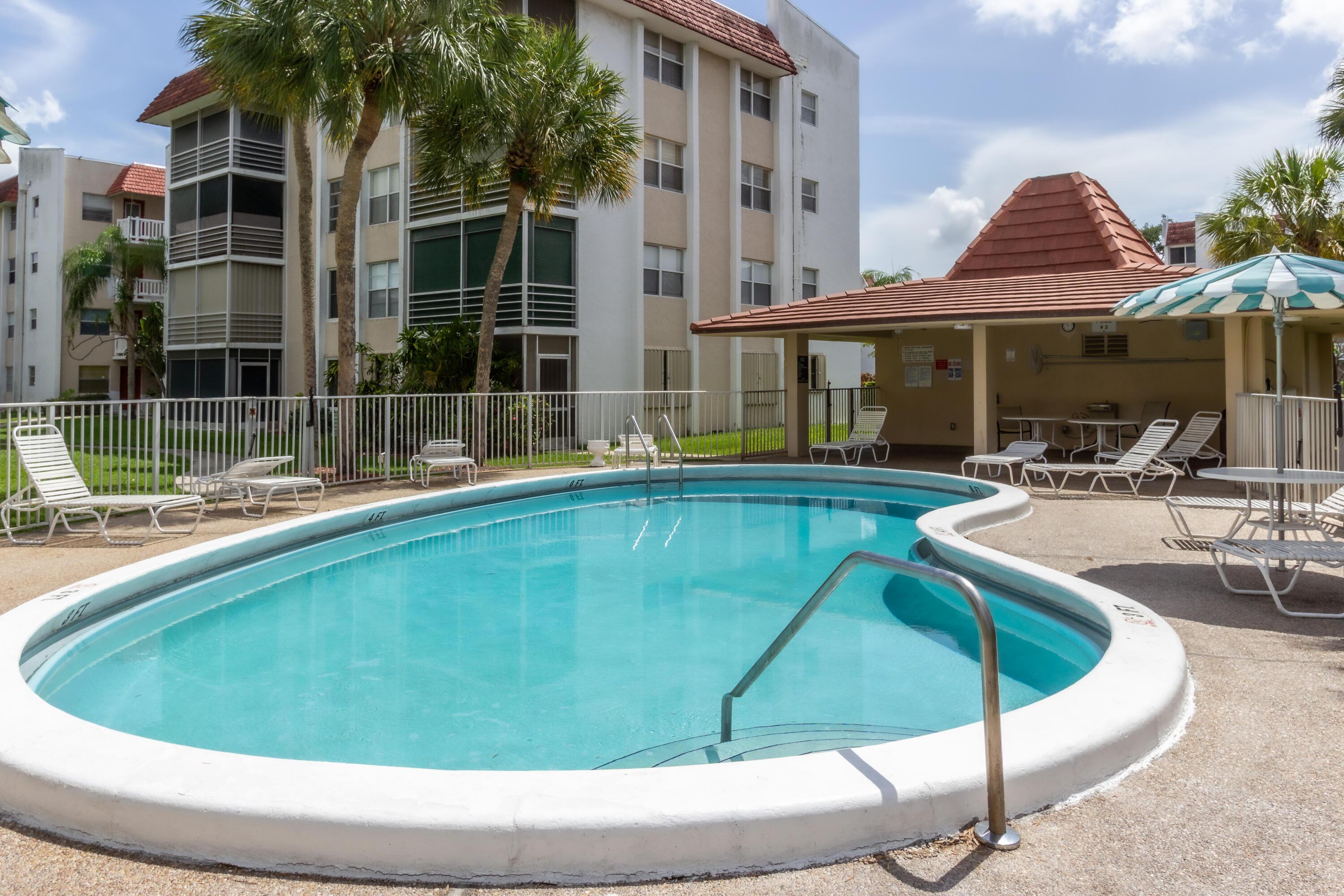 3531 Inverrary Drive H406, Lauderhill, FL 33319, Lauderhill - Photo 3