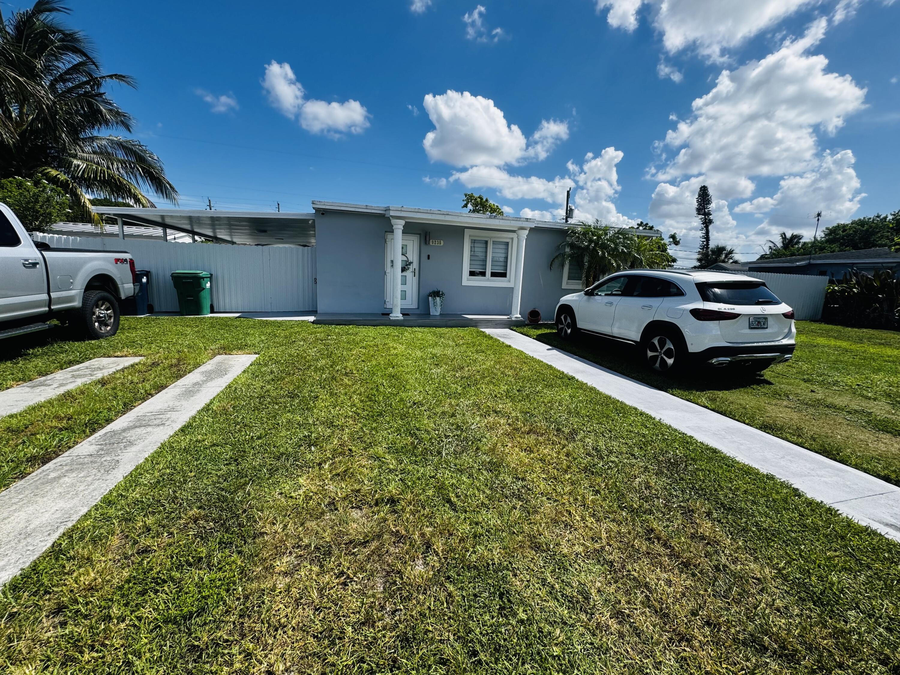 9235 SW 41st Street, Miami, FL 33165, Miami - Photo 3
