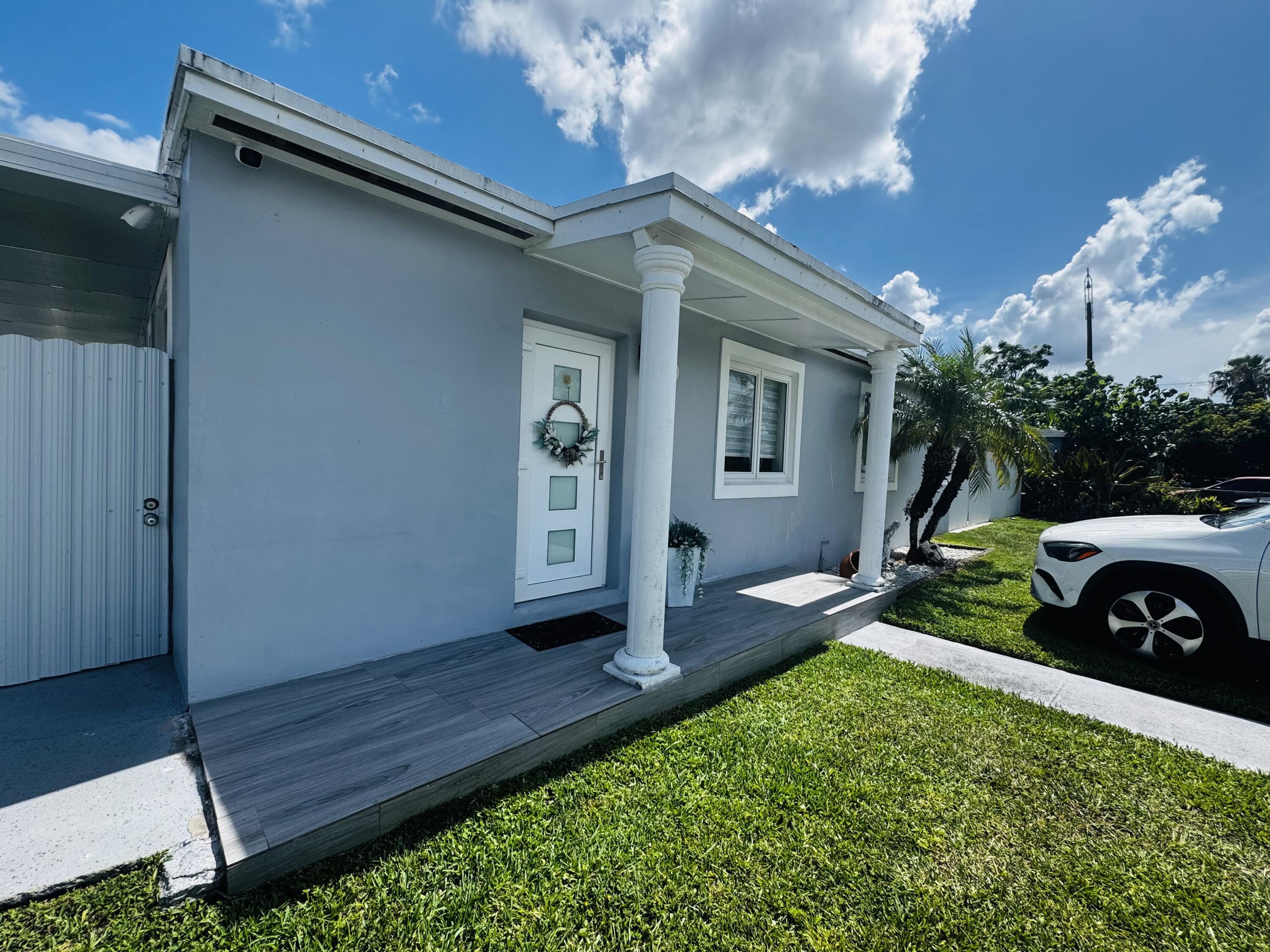 9235 SW 41st Street, Miami, FL 33165, Miami - Photo 5