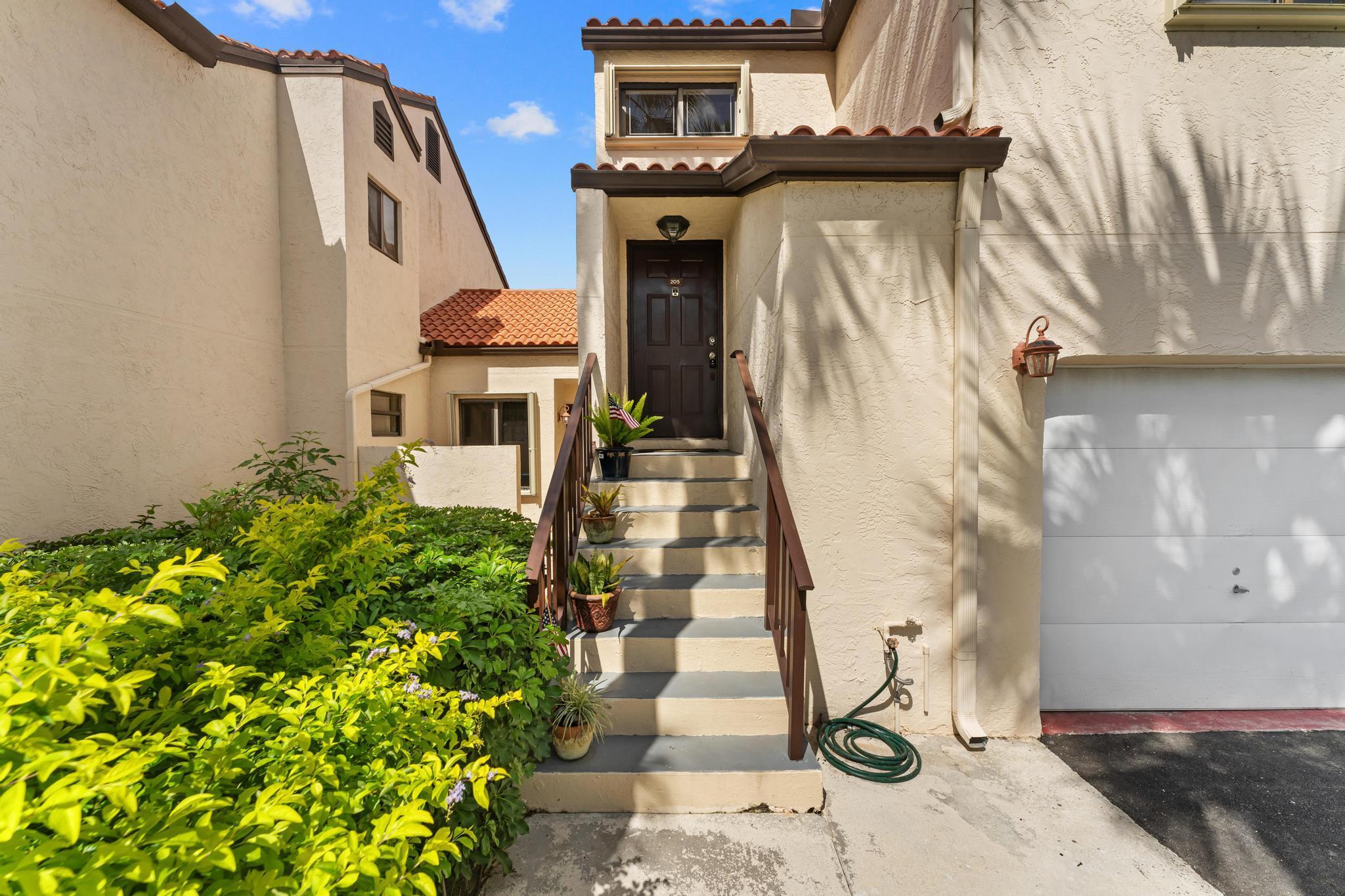 18 Vía De Casas Sur 205, Boynton Beach, FL 33426, Boynton Beach - Photo 2