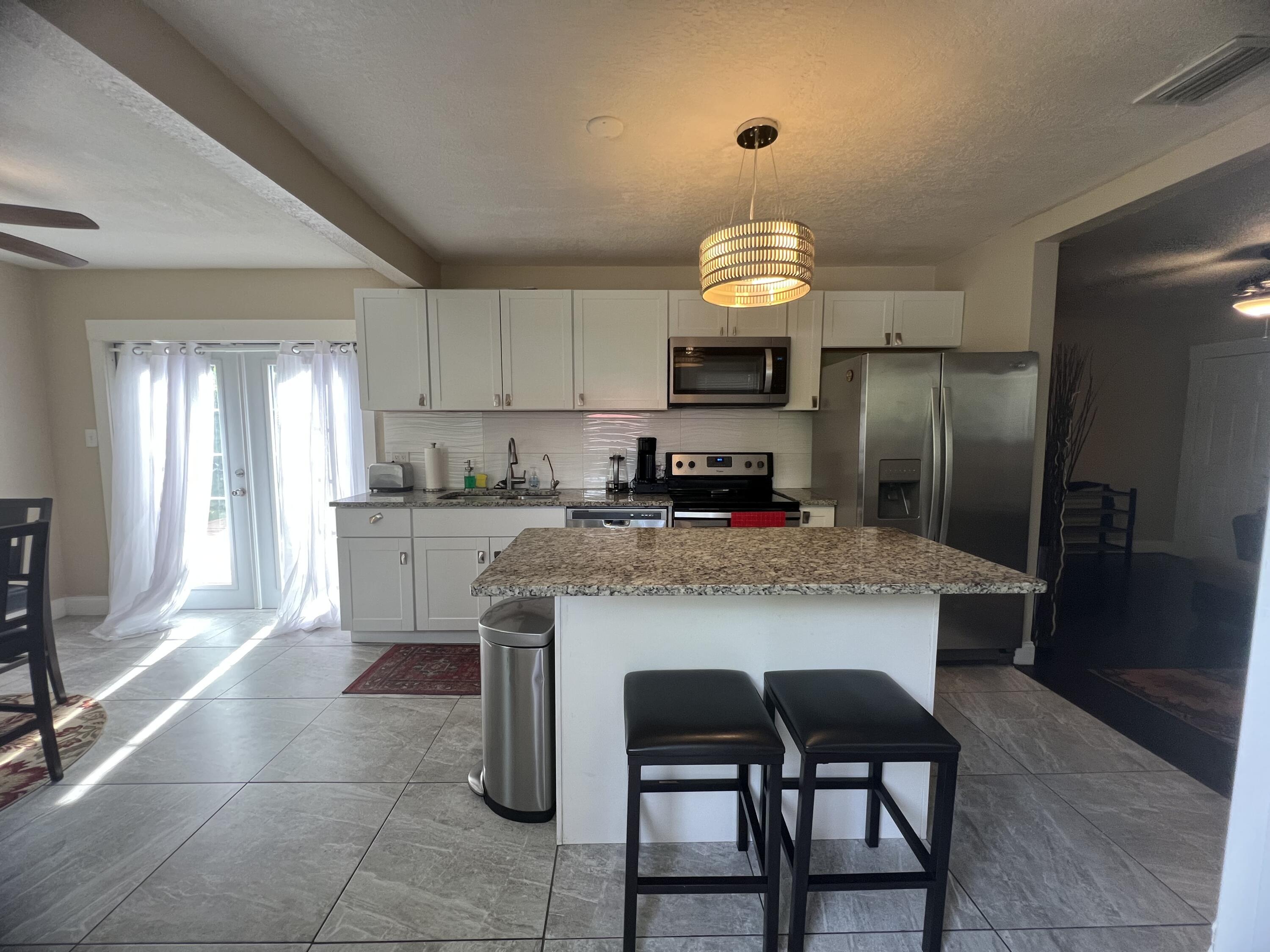733 Green Street, West Palm Beach, FL 33405, West Palm Beach - Photo 2