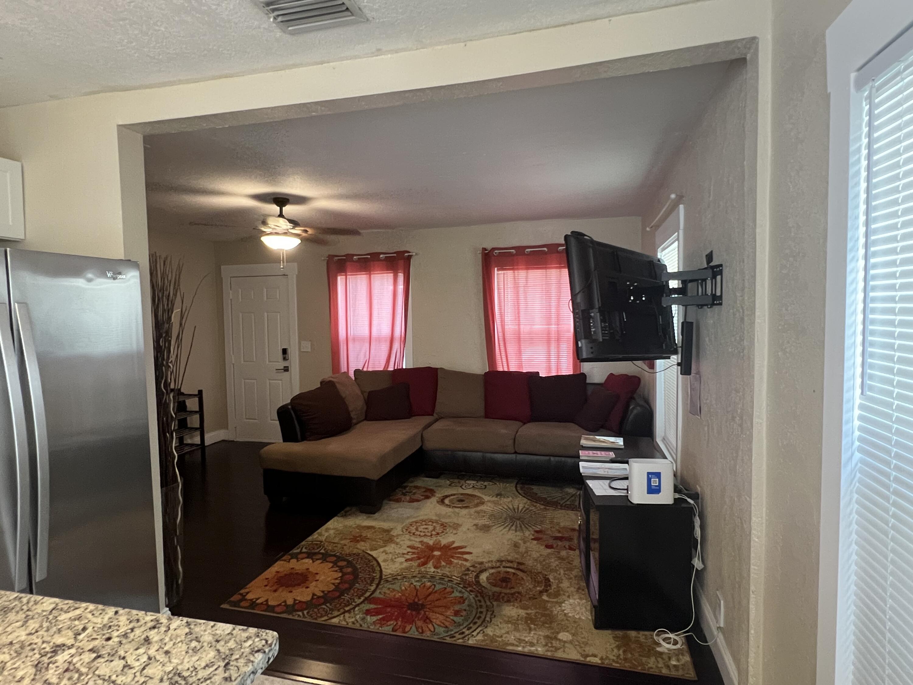 733 Green Street, West Palm Beach, FL 33405, West Palm Beach - Photo 4