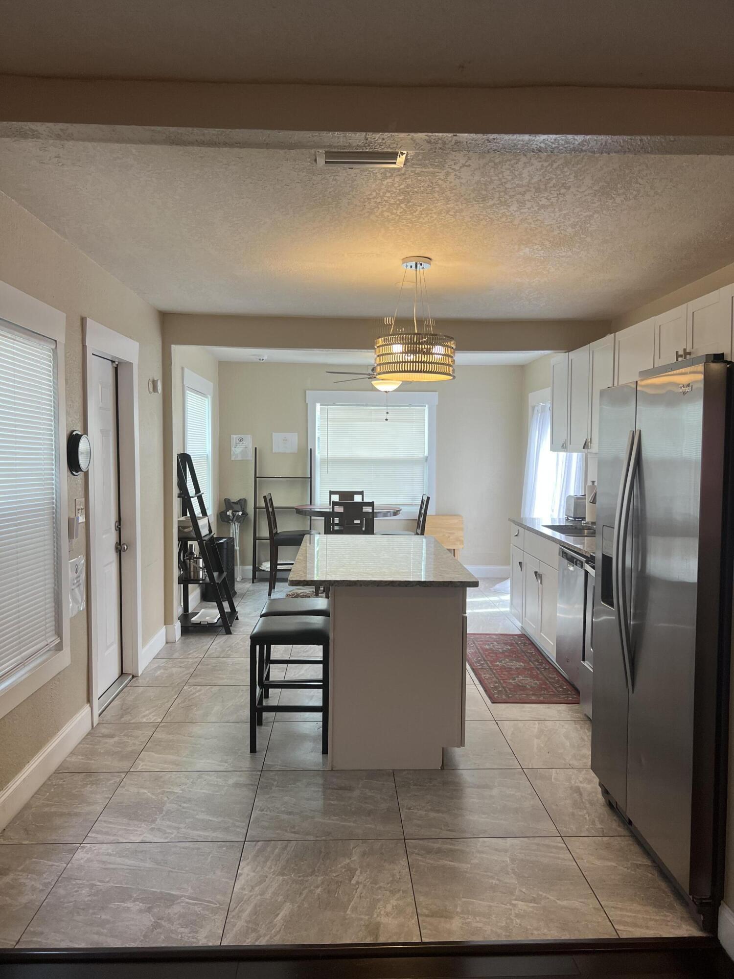 733 Green Street, West Palm Beach, FL 33405, West Palm Beach - Photo 3