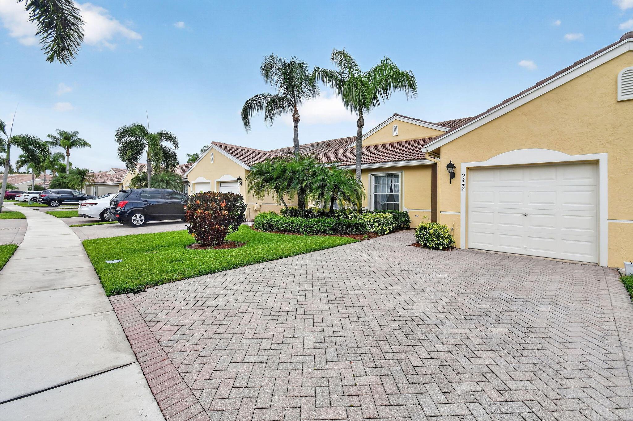 9442 Bridgeport Drive, West Palm Beach, FL 33411, West Palm Beach - Photo 4