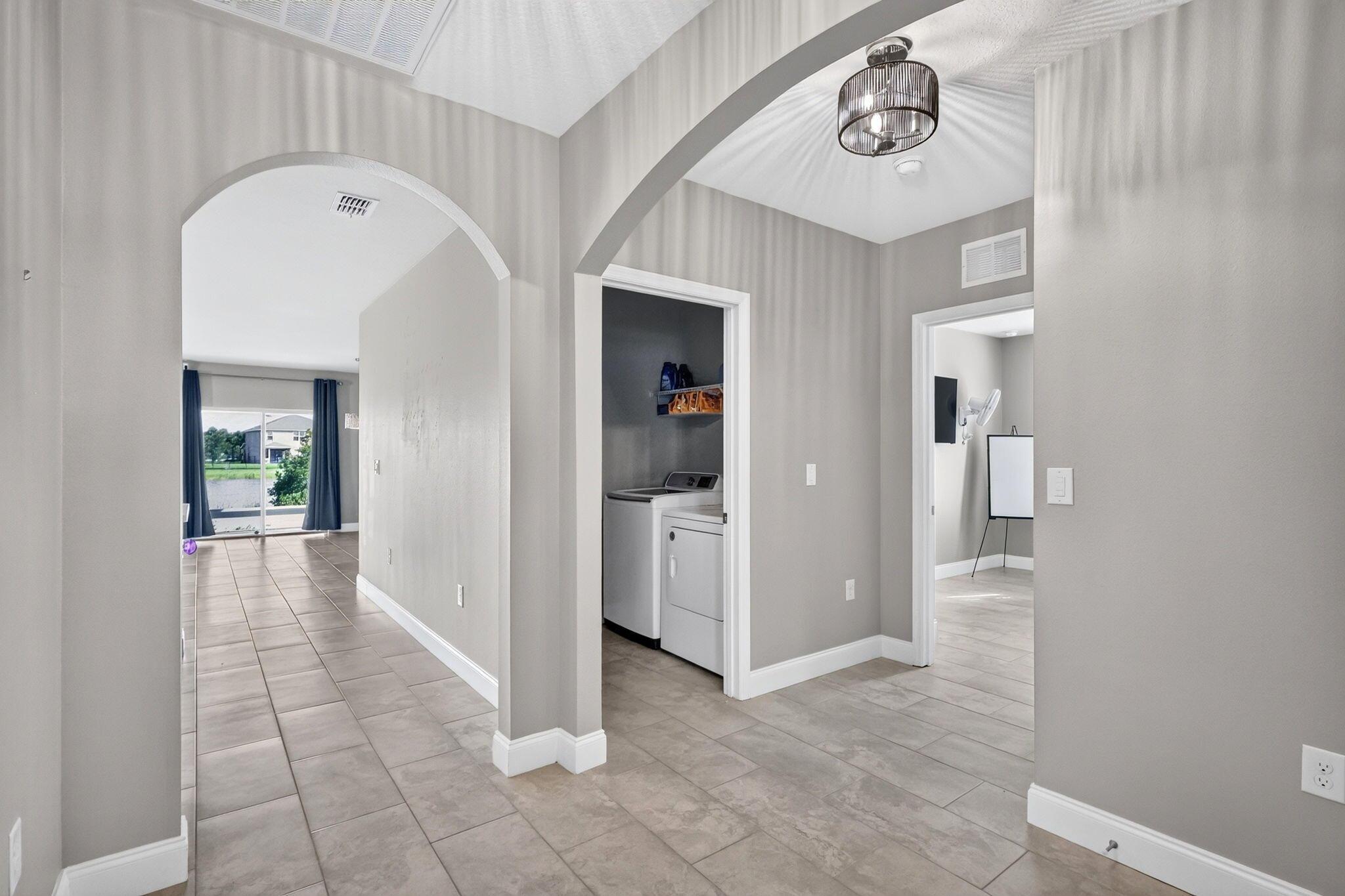 8649 Cobblestone Drive, Fort Pierce, FL 34945, Fort Pierce - Photo 4