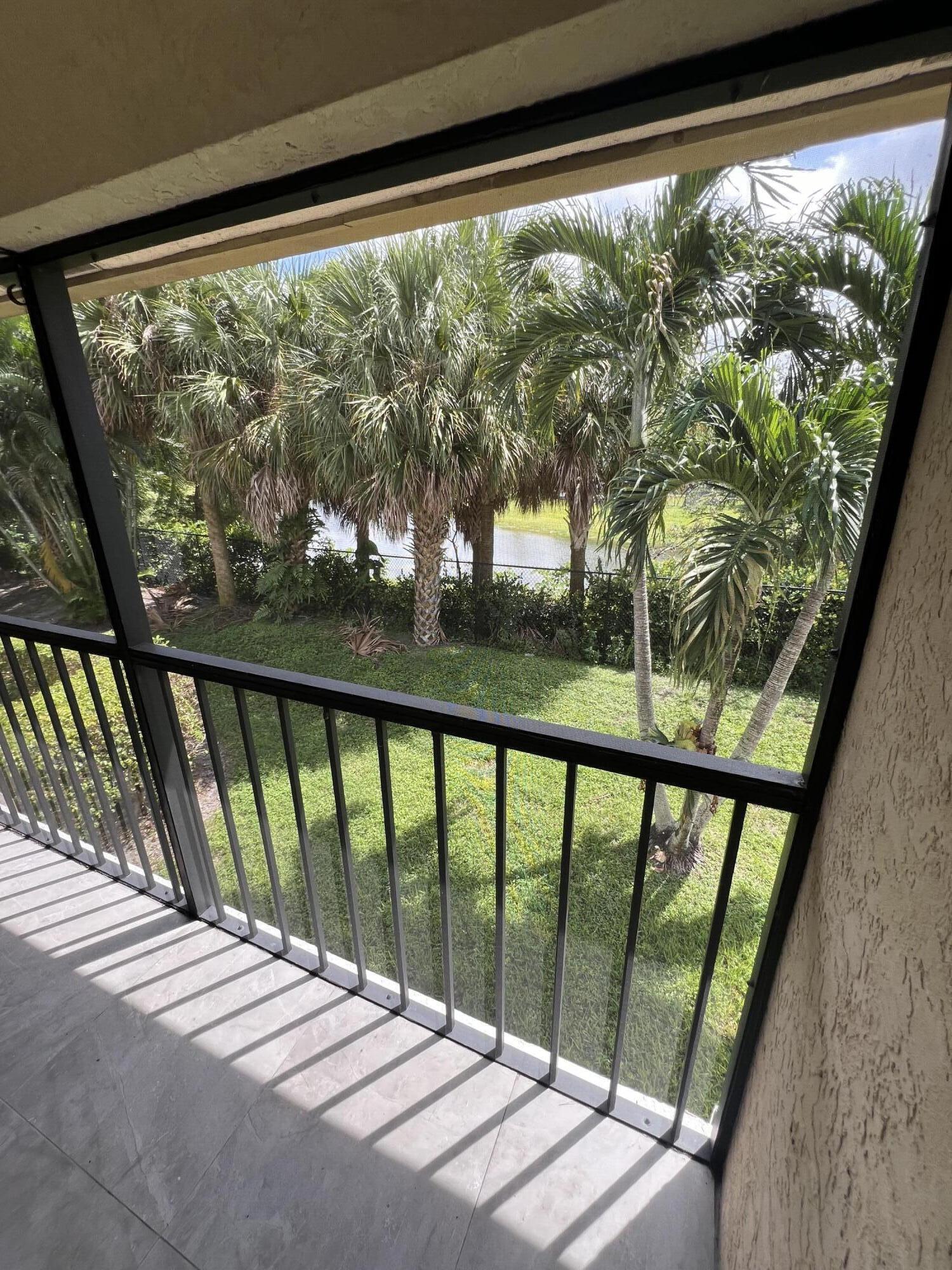 960 NW 45th Street B-6, Deerfield Beach, FL 33064, Deerfield Beach - Photo 3