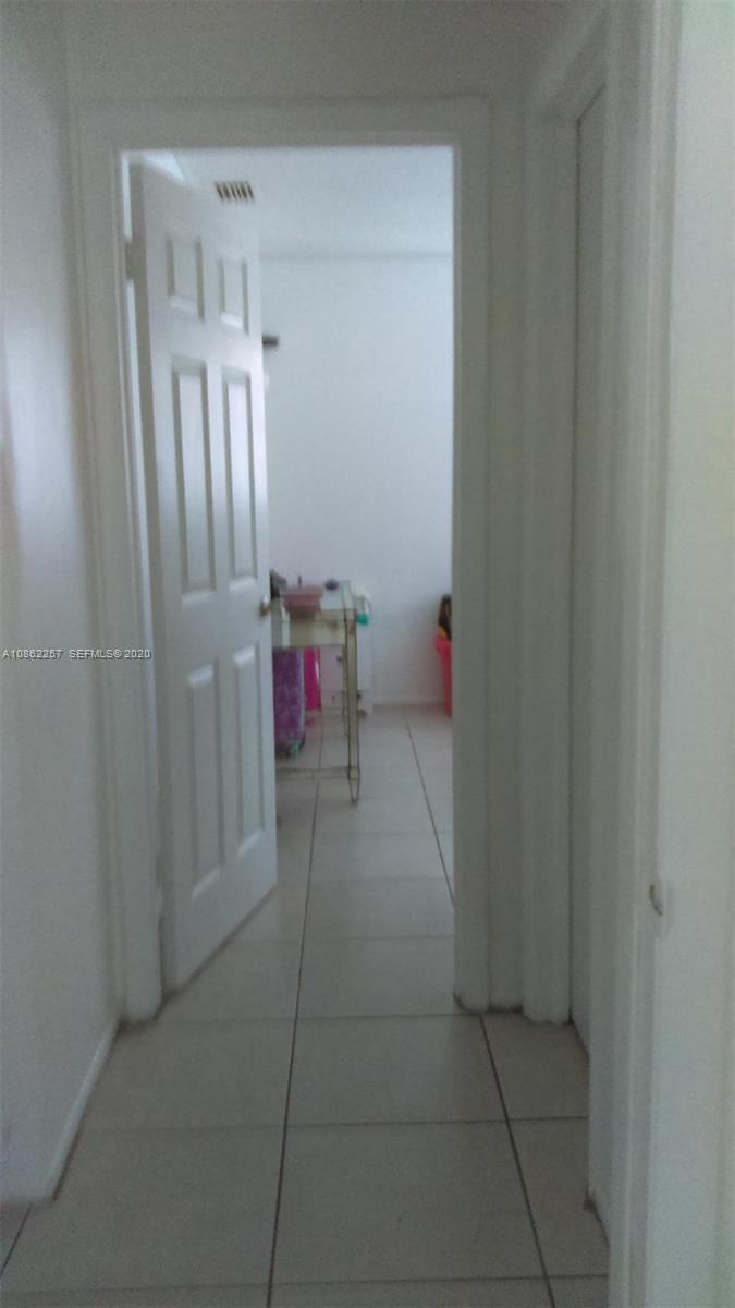 8576 Sunset Drive 1, Palm Beach Gardens, FL 33410, Palm Beach Gardens - Photo 5