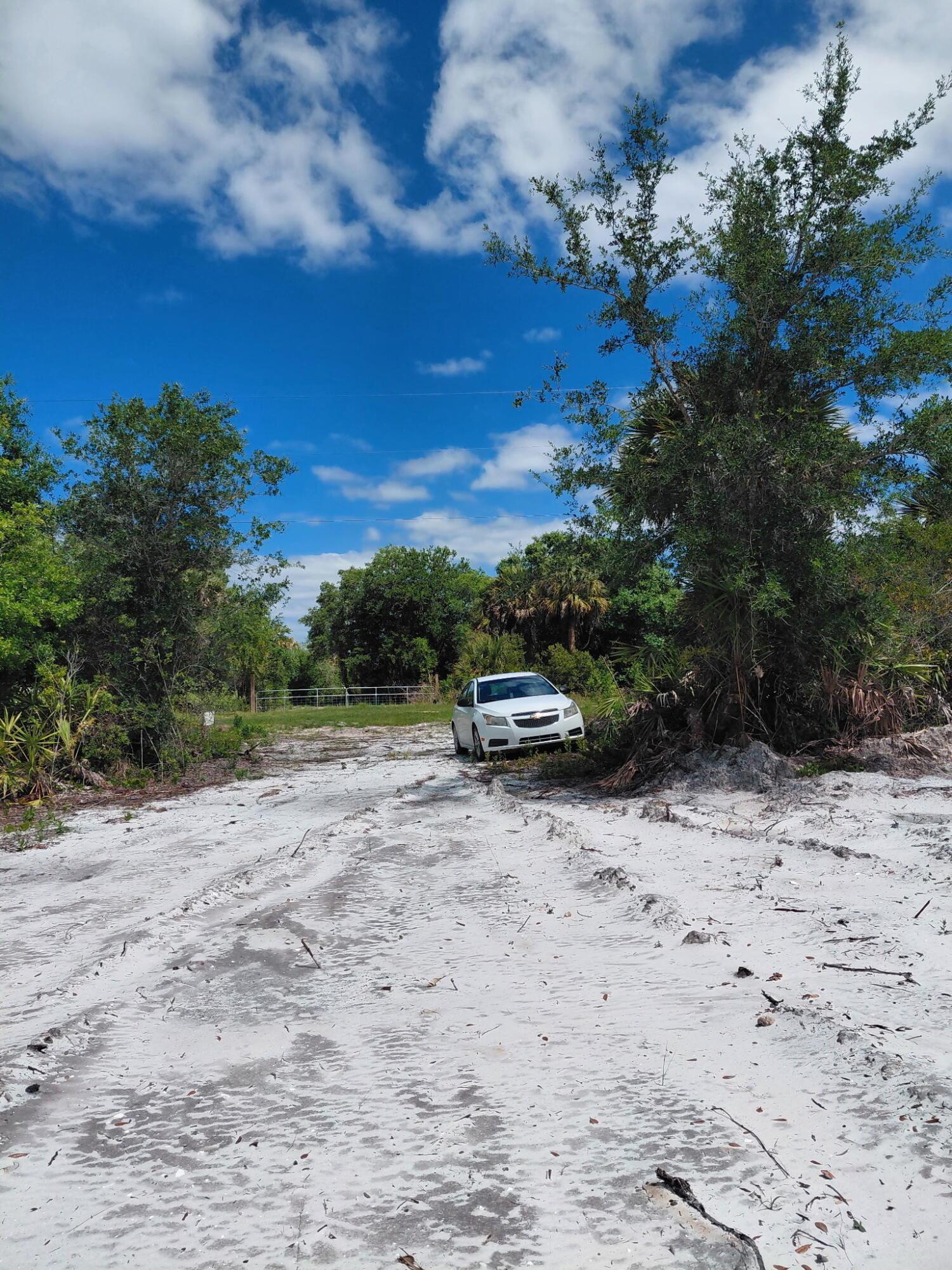 17122 NW 292nd Street, Okeechobee, FL 34972, Okeechobee - Photo 4