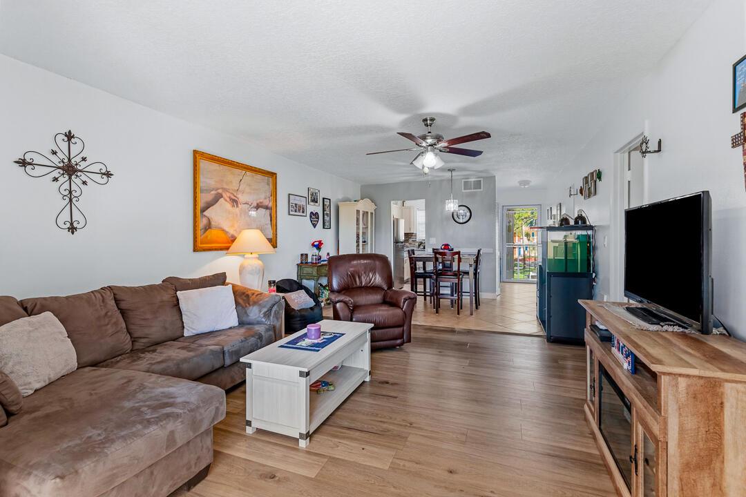 1975 SW Palm City Road G, Stuart, FL 34994, Stuart - Photo 5