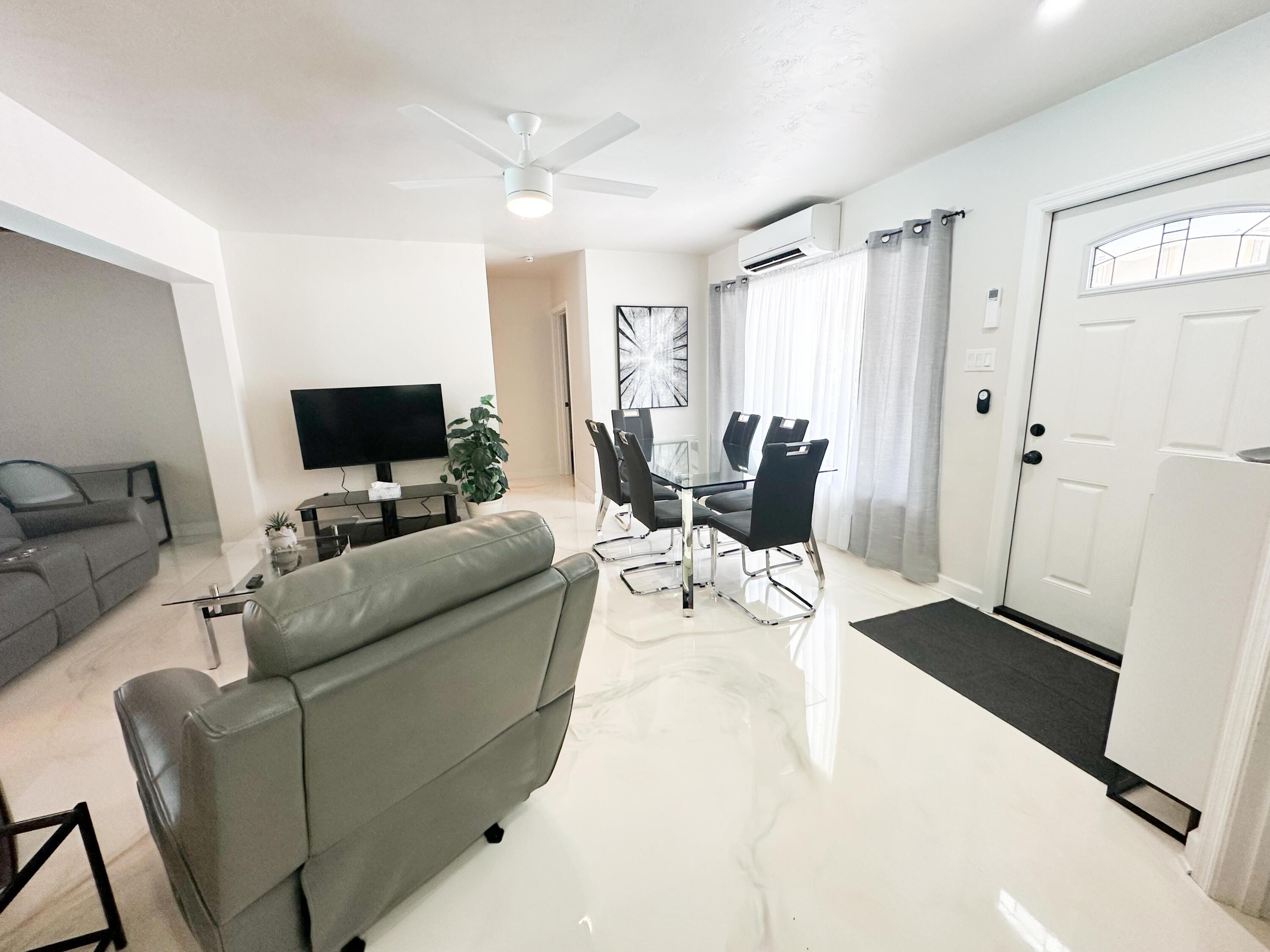 825 NE 6th Street 2, Hallandale Beach, FL 33009, Hallandale Beach - Photo 4
